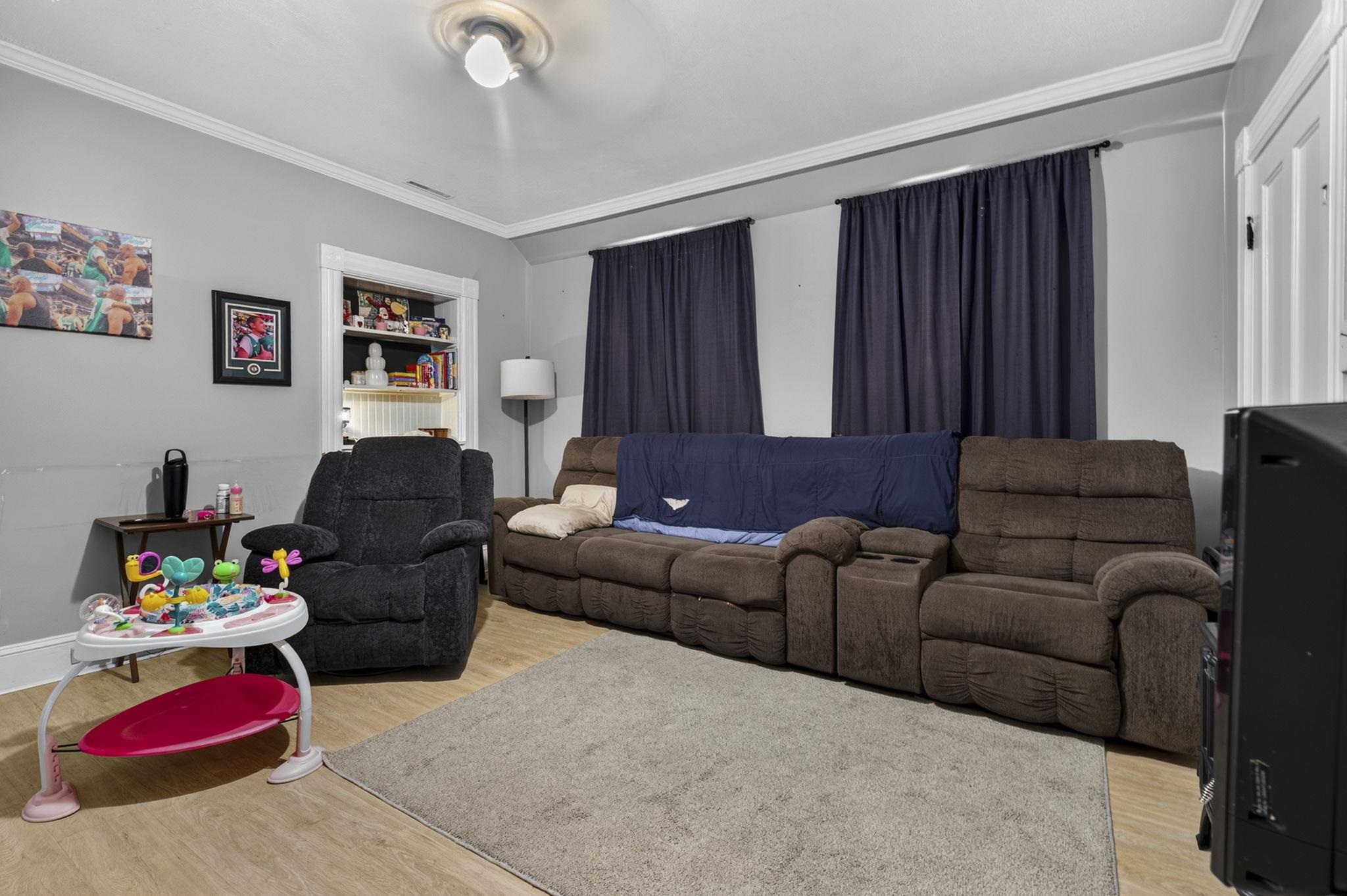 17 Hevey Street Property Photo 15