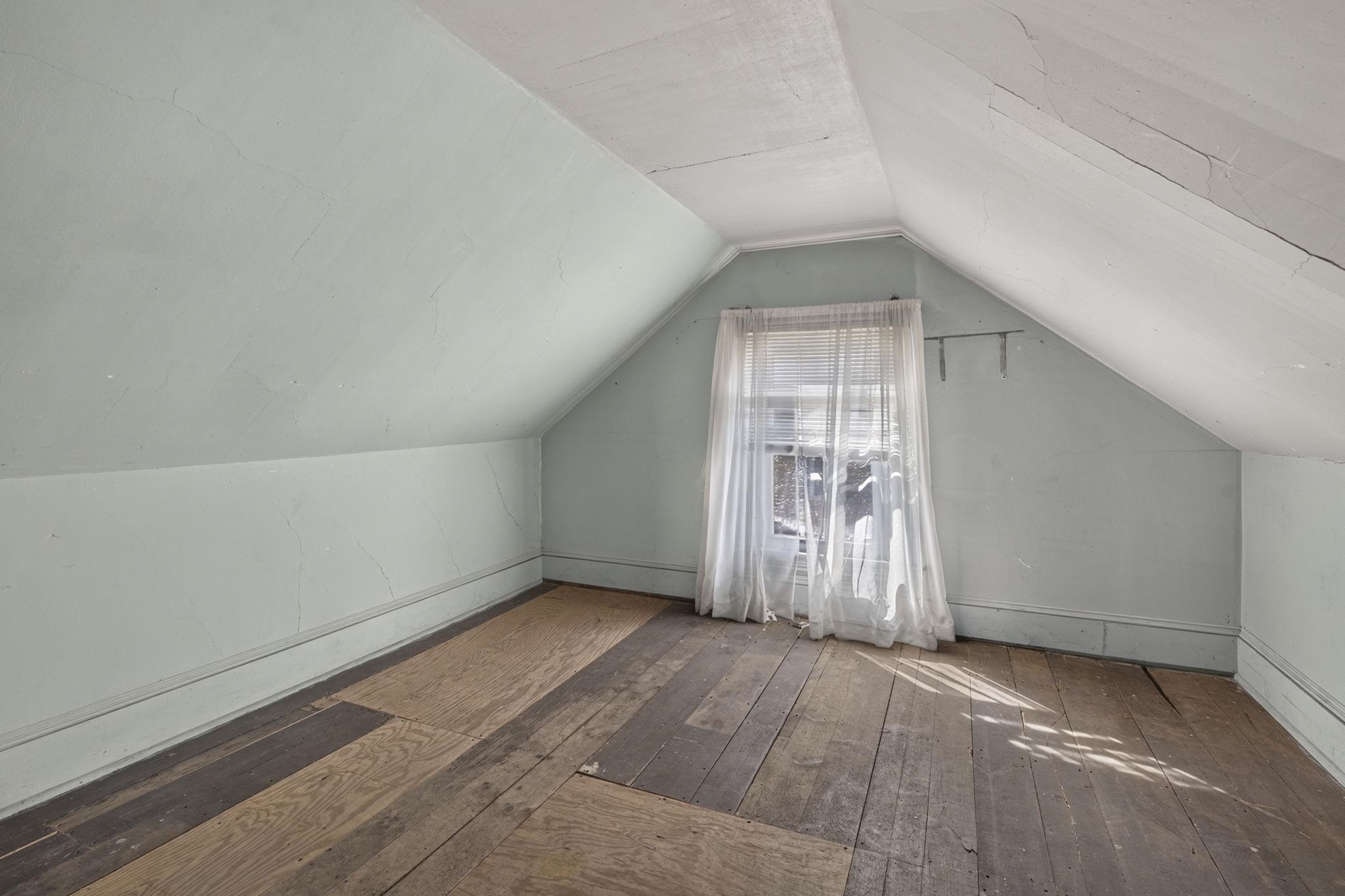 17 Hevey Street Property Photo 19