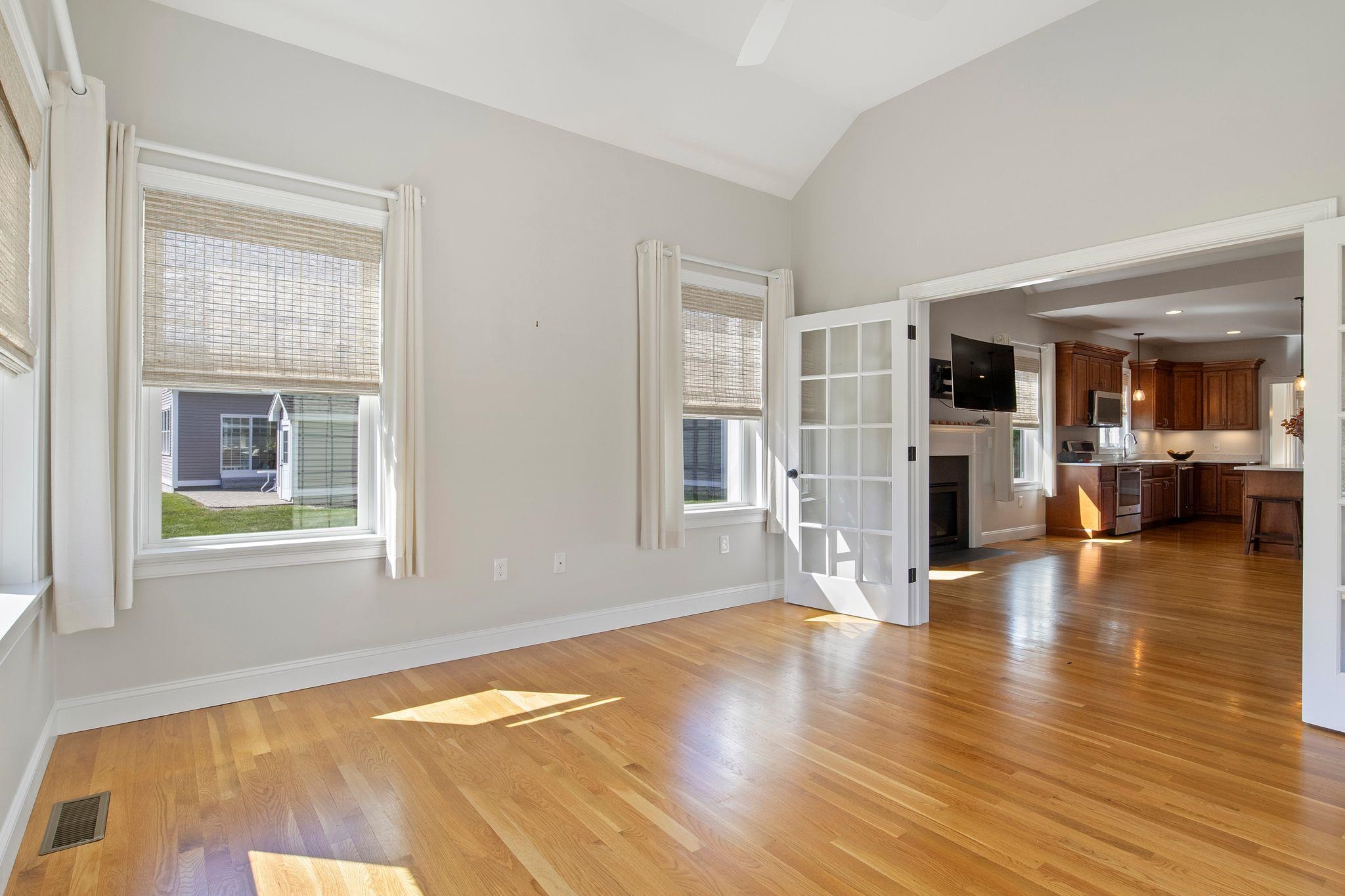 49 Cherry Hill Drive Property Photo 15