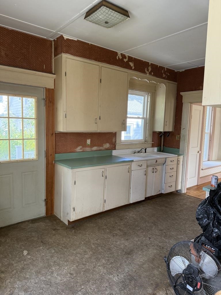 90 Appleton Street Property Photo 12