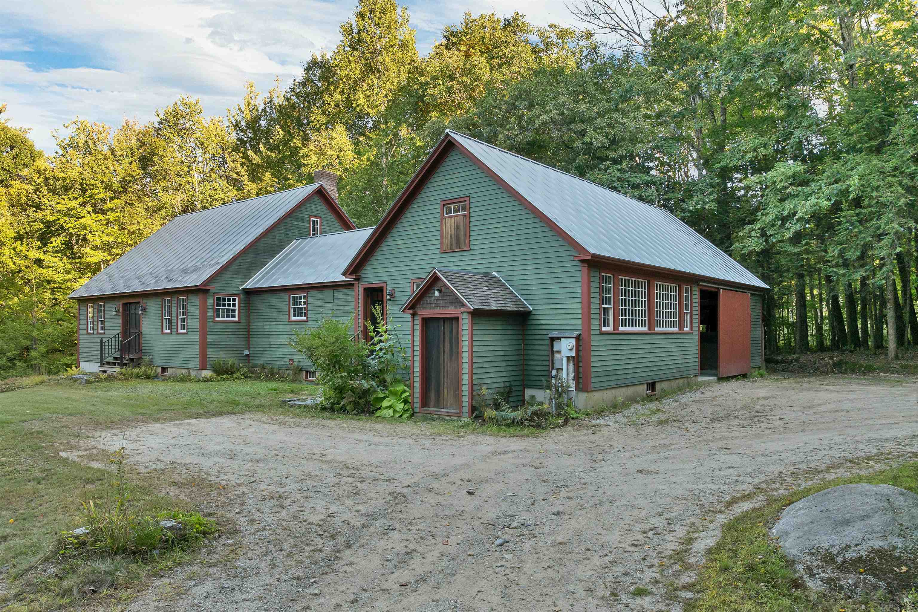 21 Youngs Road Property Photo 2
