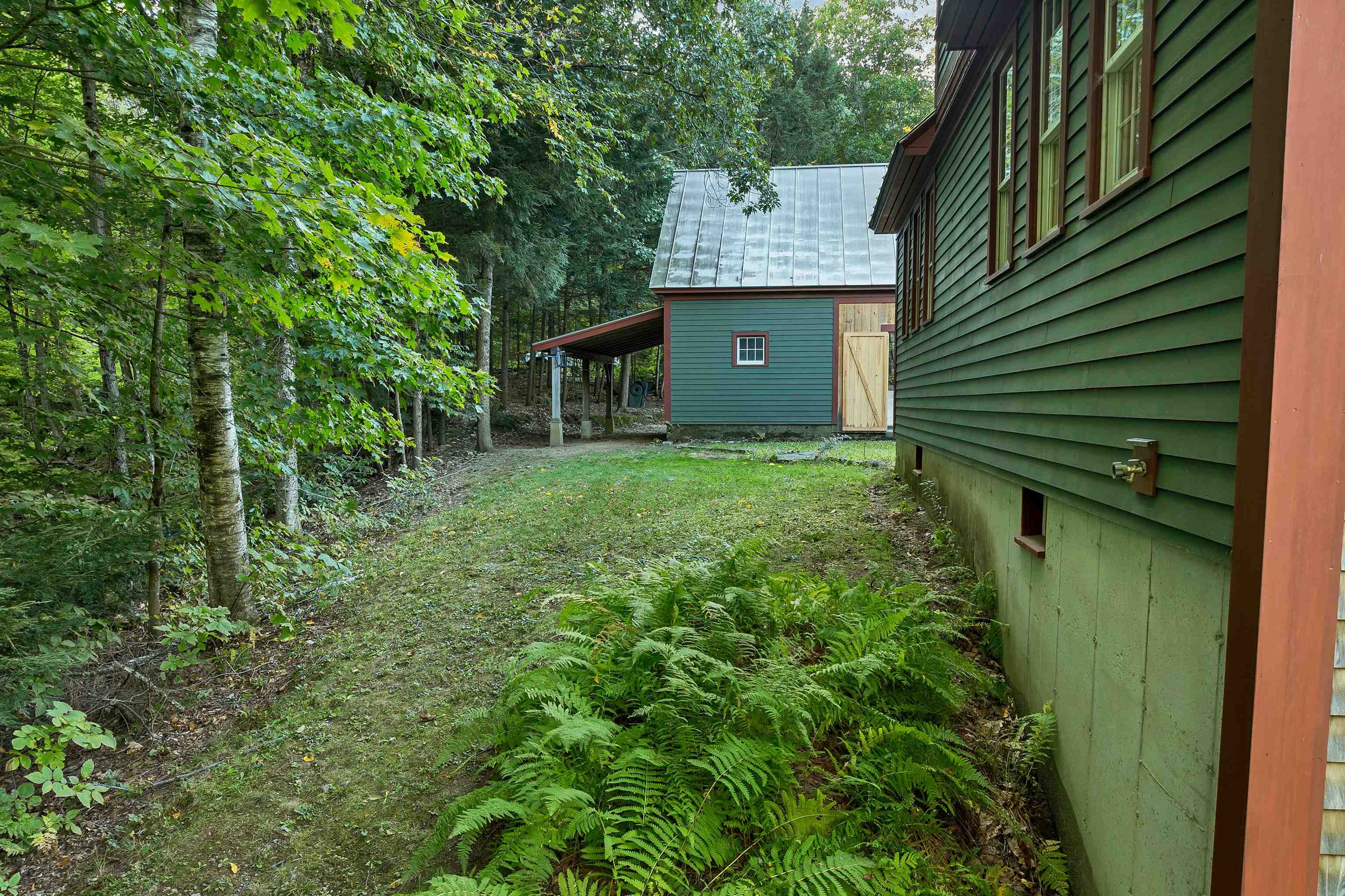 21 Youngs Road Property Photo 5