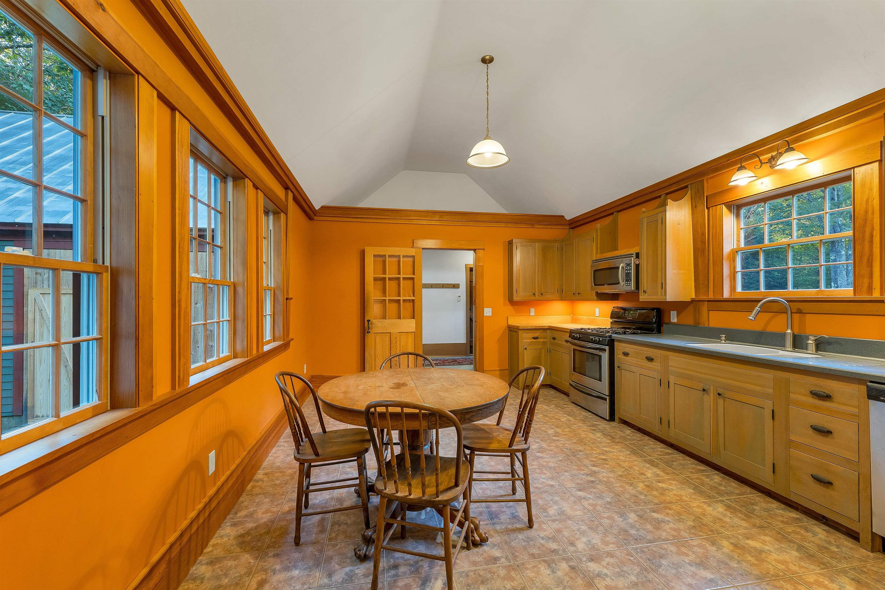 21 Youngs Road Property Photo 19