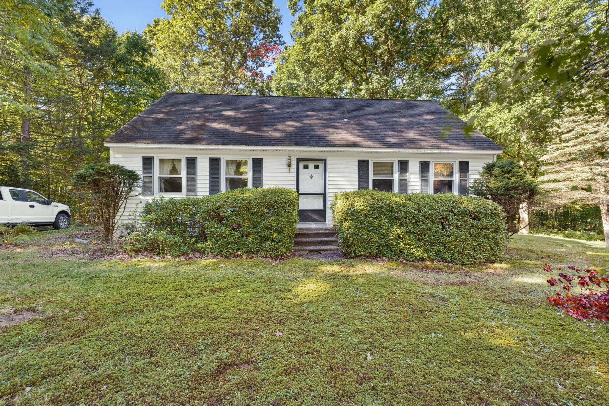 51 Mo-sett Avenue Property Photo 2