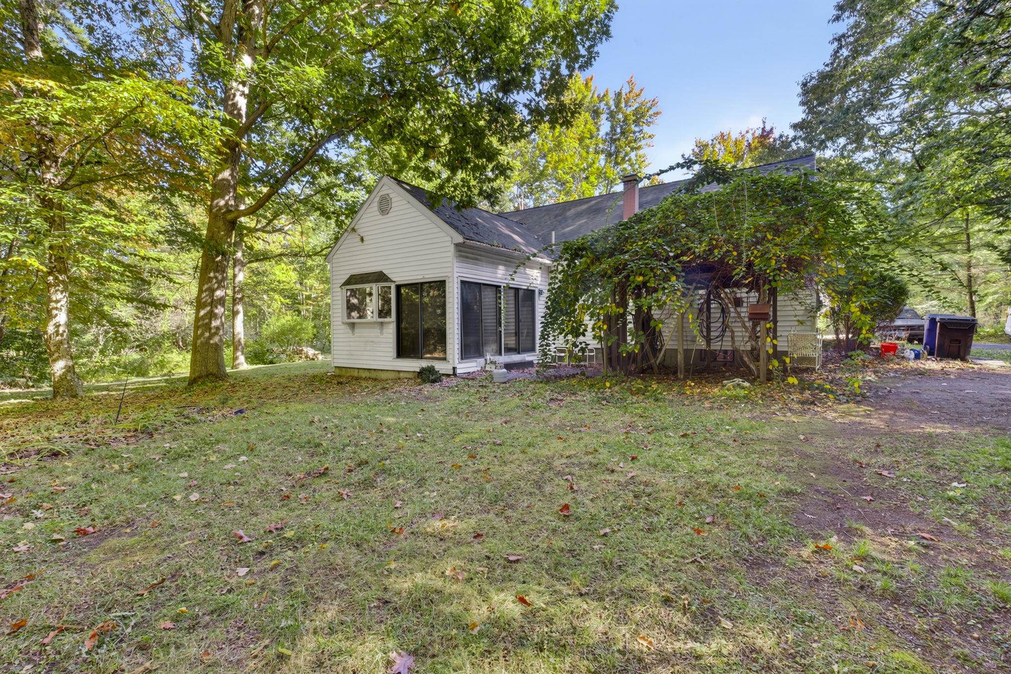 51 Mo-sett Avenue Property Photo 7