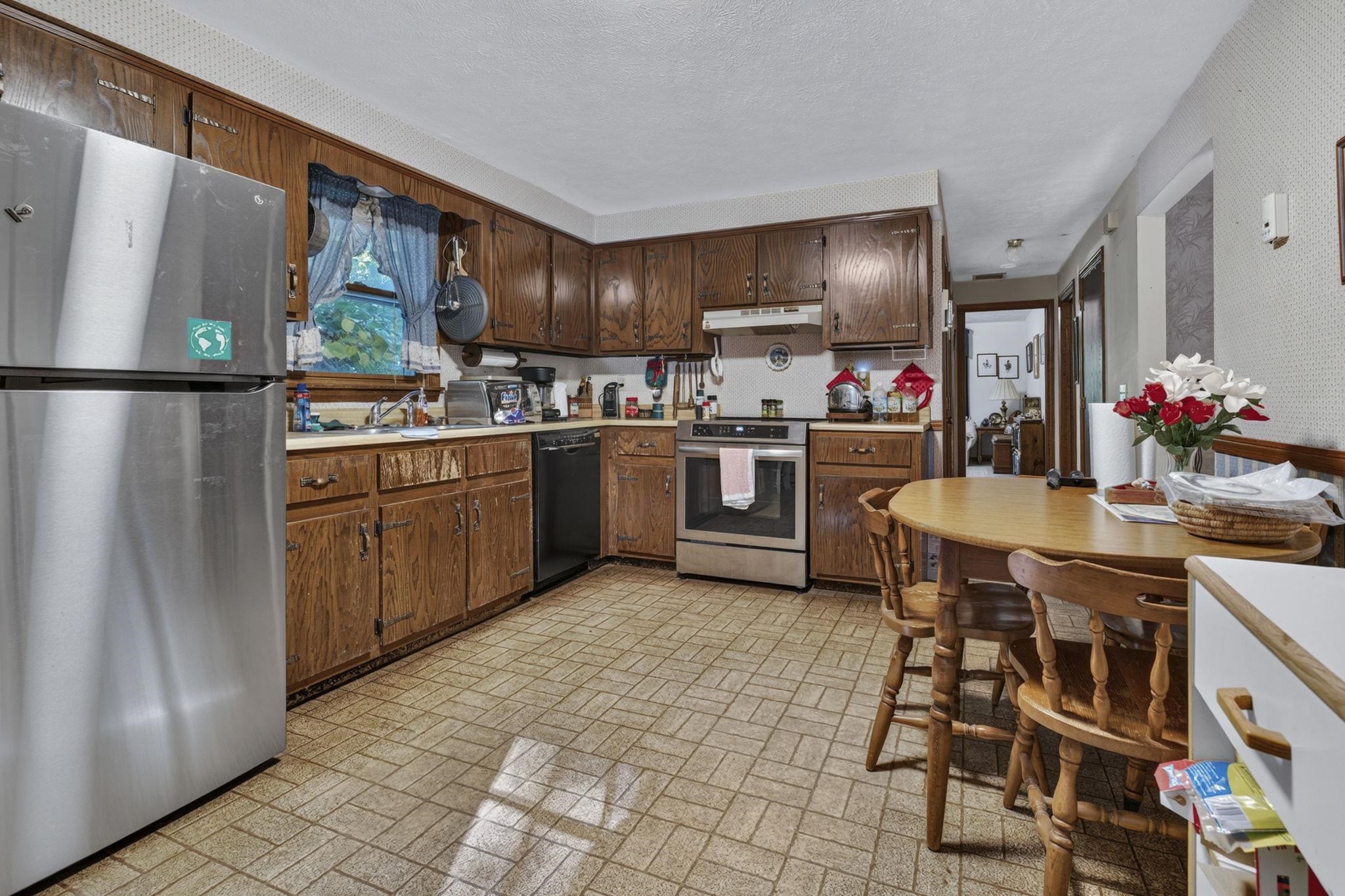 51 Mo-sett Avenue Property Photo 12