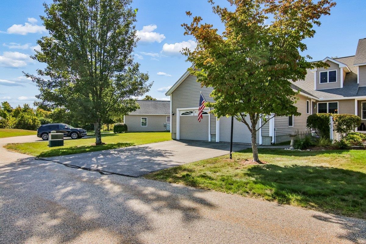216 Kearsage Drive Property Photo 1