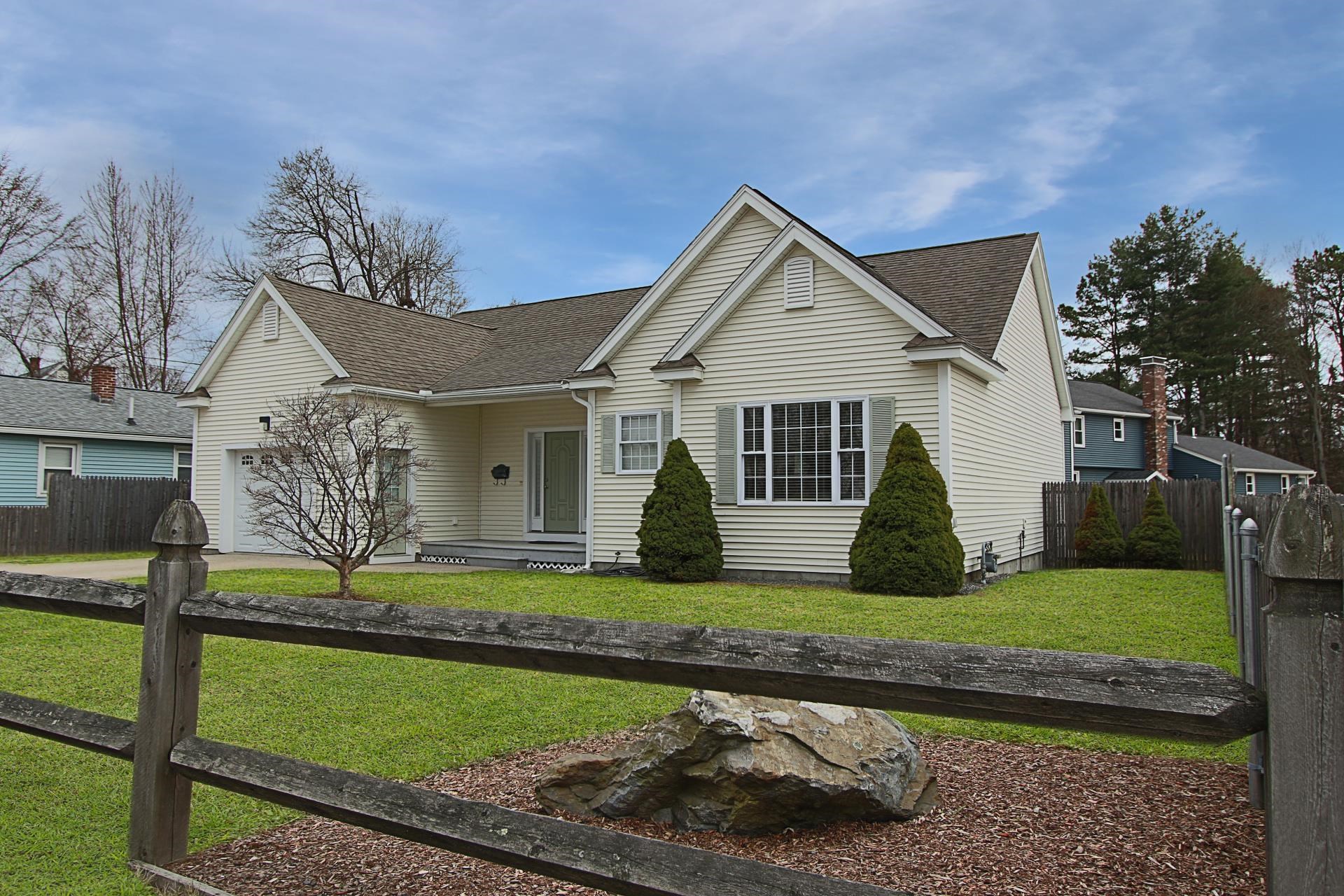 186 Kinsley Street Property Photo 1