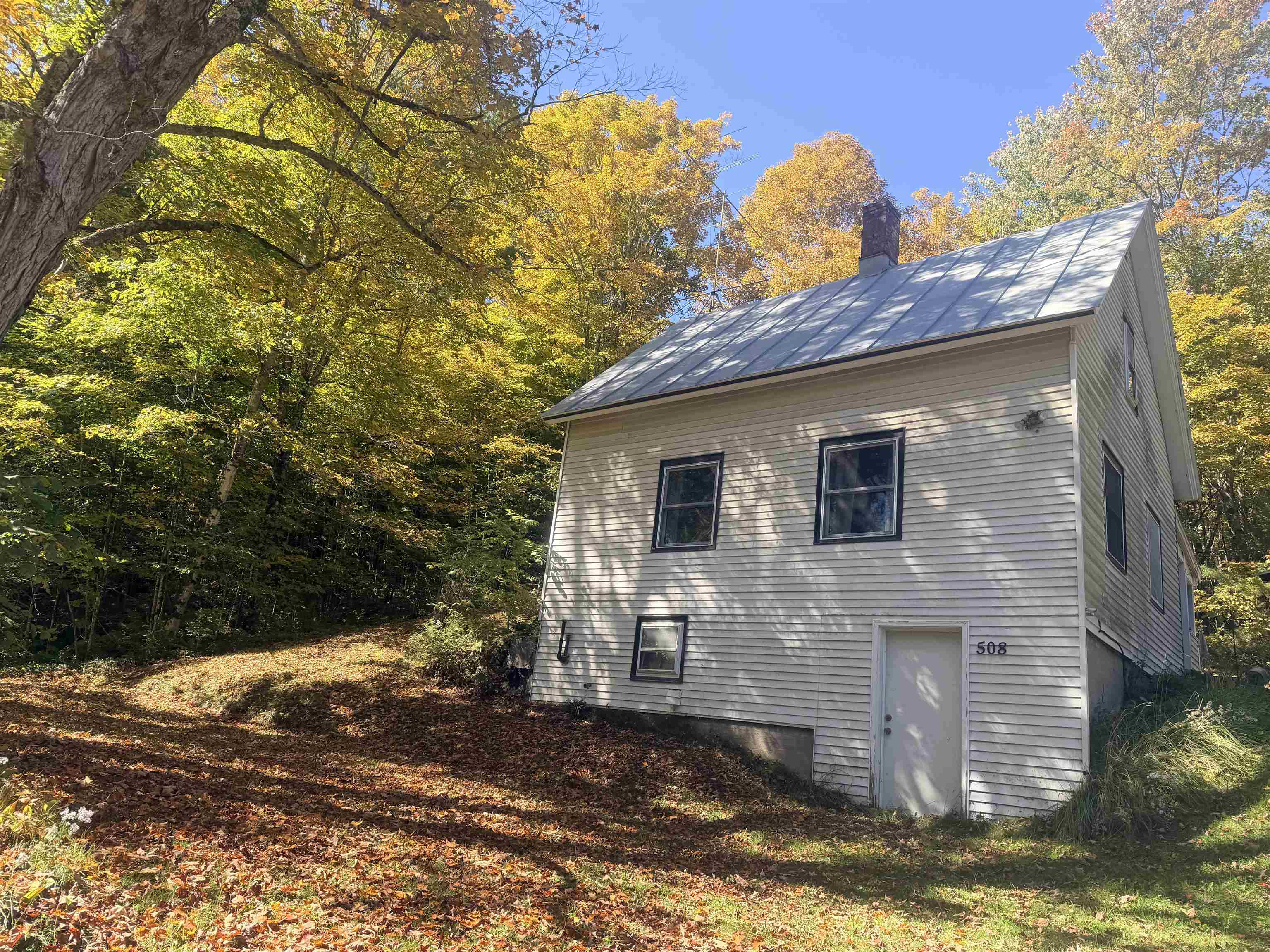 508 Fairground Road Property Photo 1
