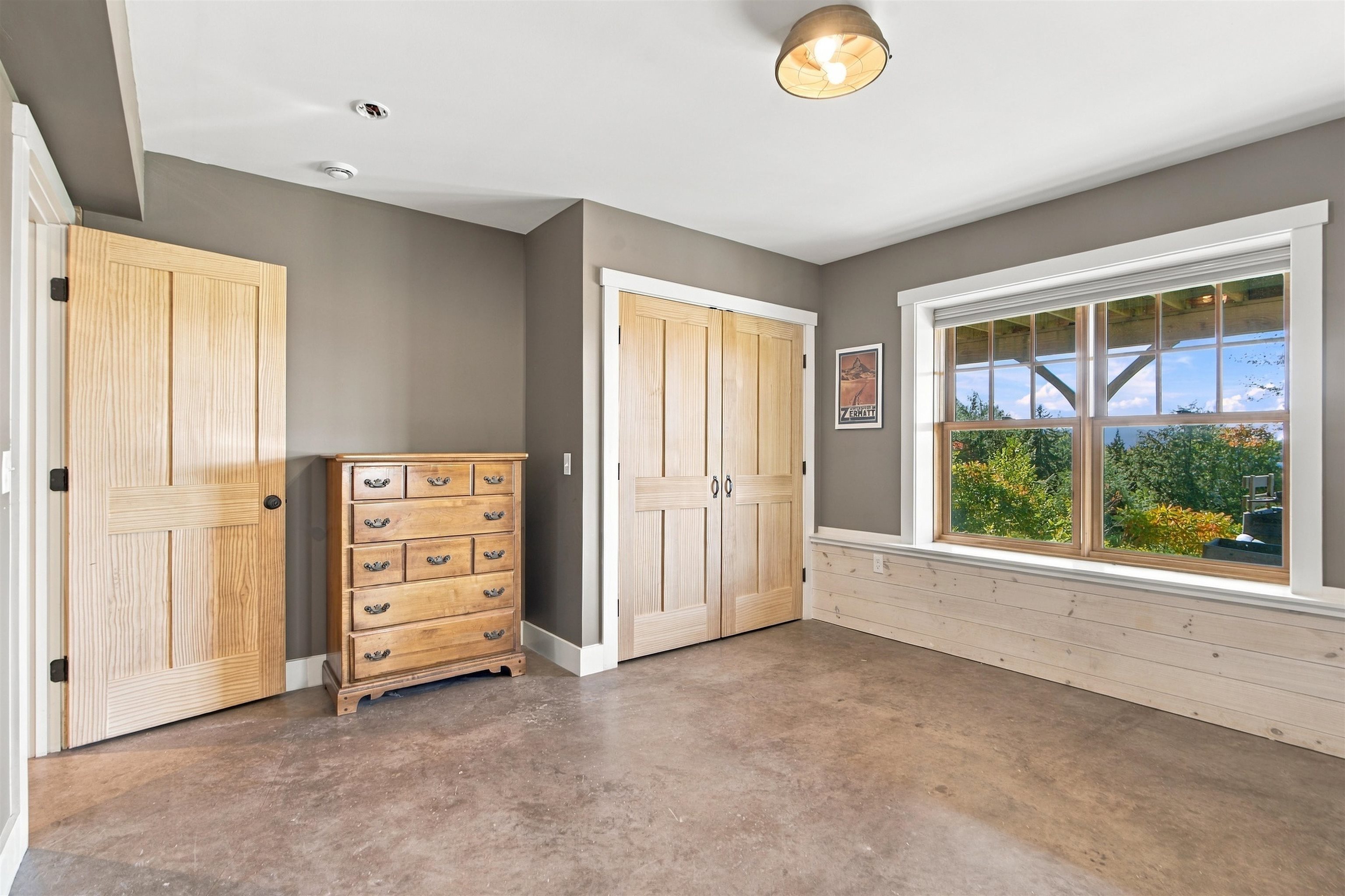 730 Ring Road Property Photo 41