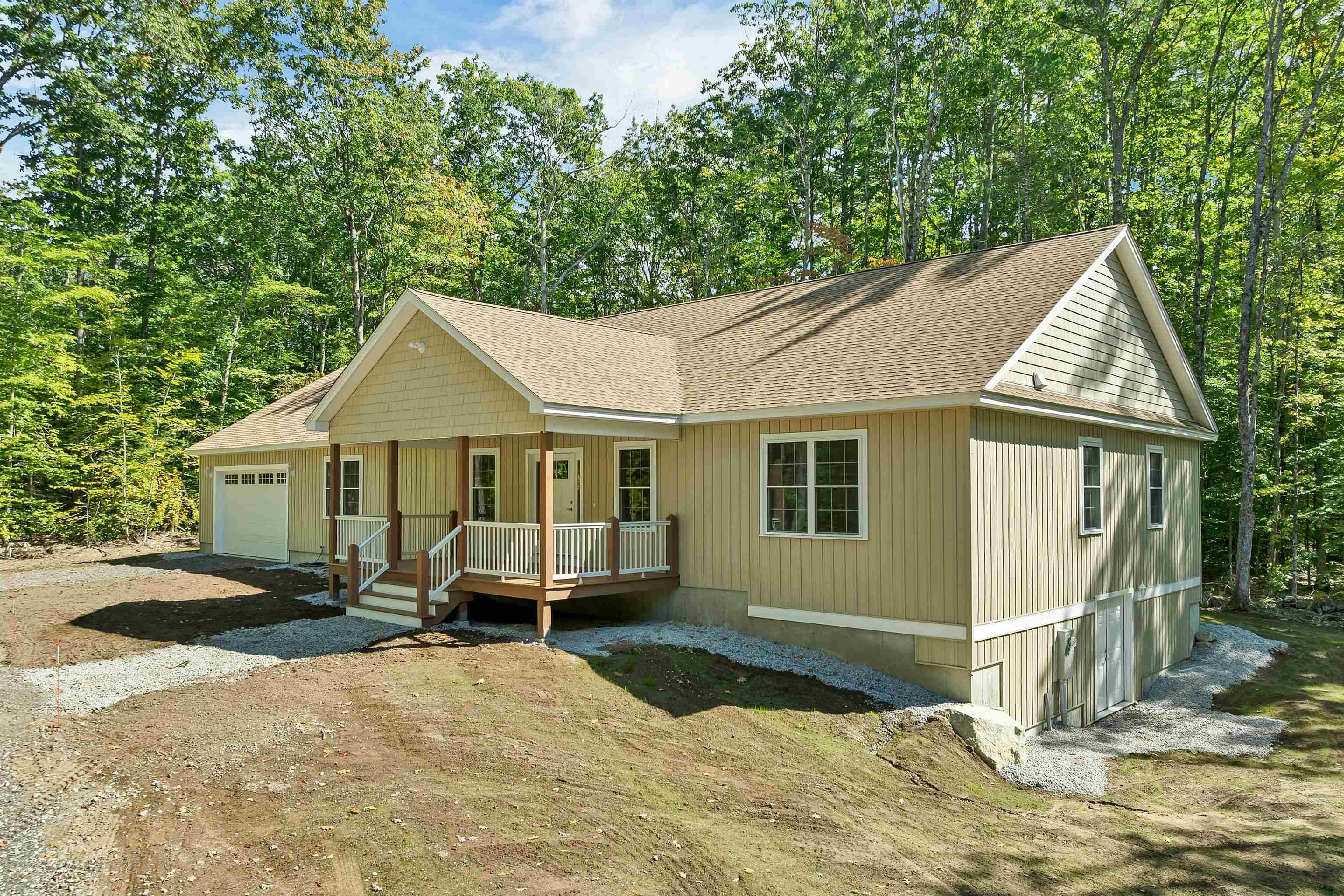 44 Lincoln Drive Property Photo 1