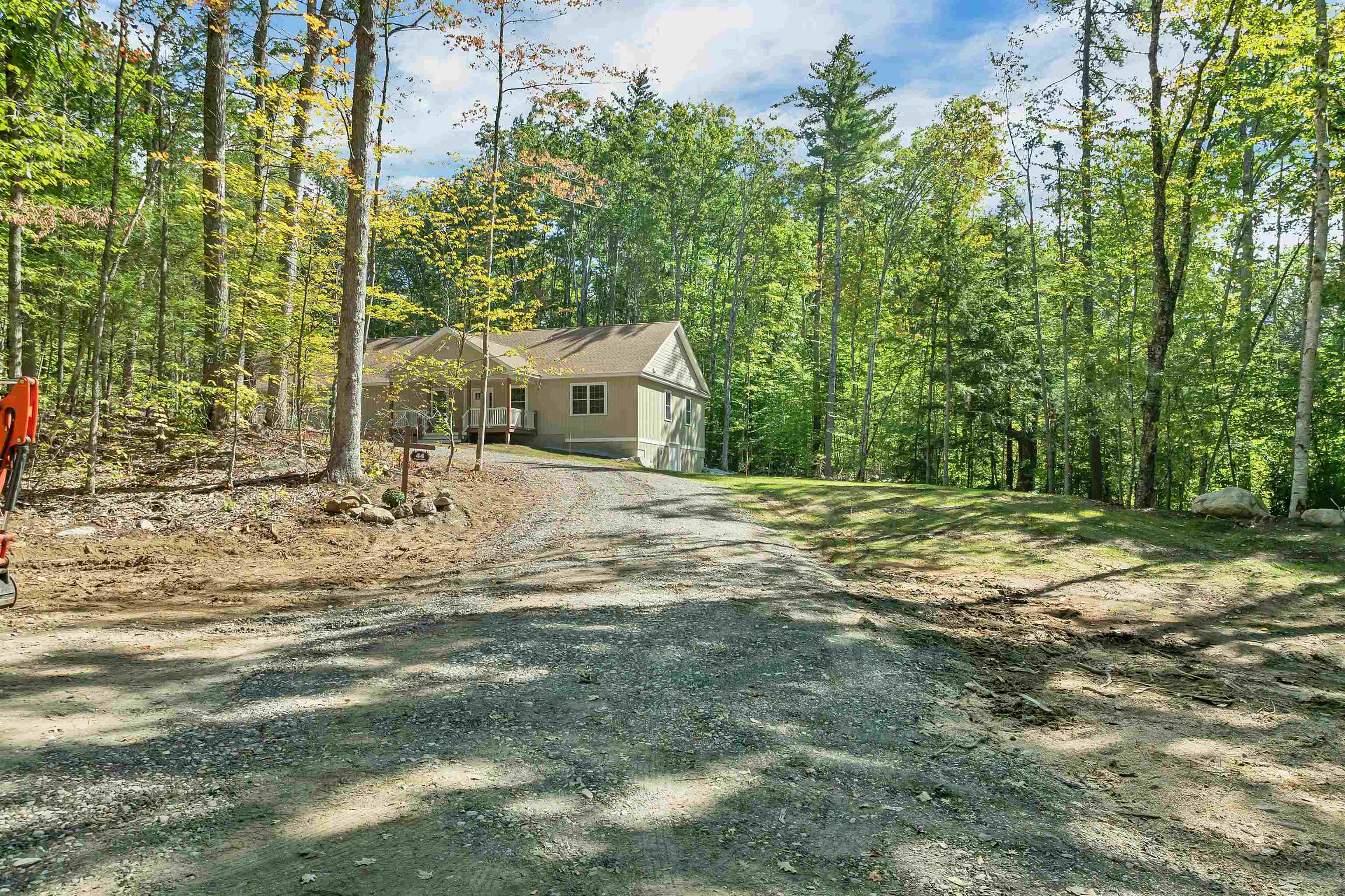 44 Lincoln Drive Property Photo 2
