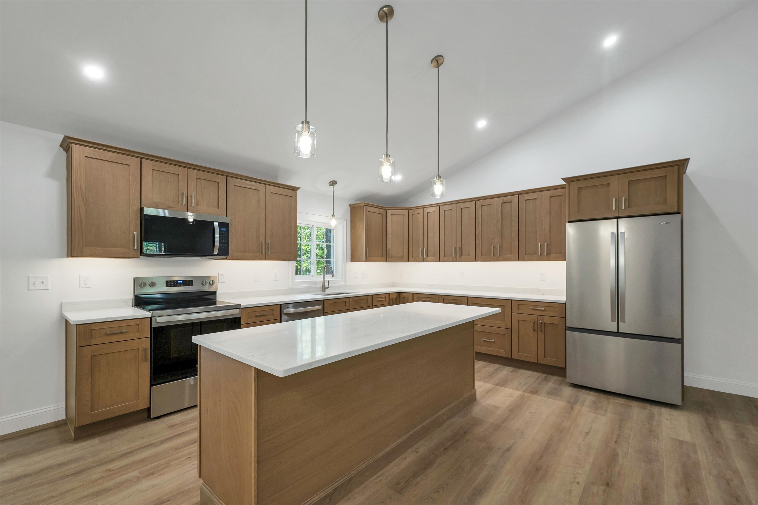 44 Lincoln Drive Property Photo 6