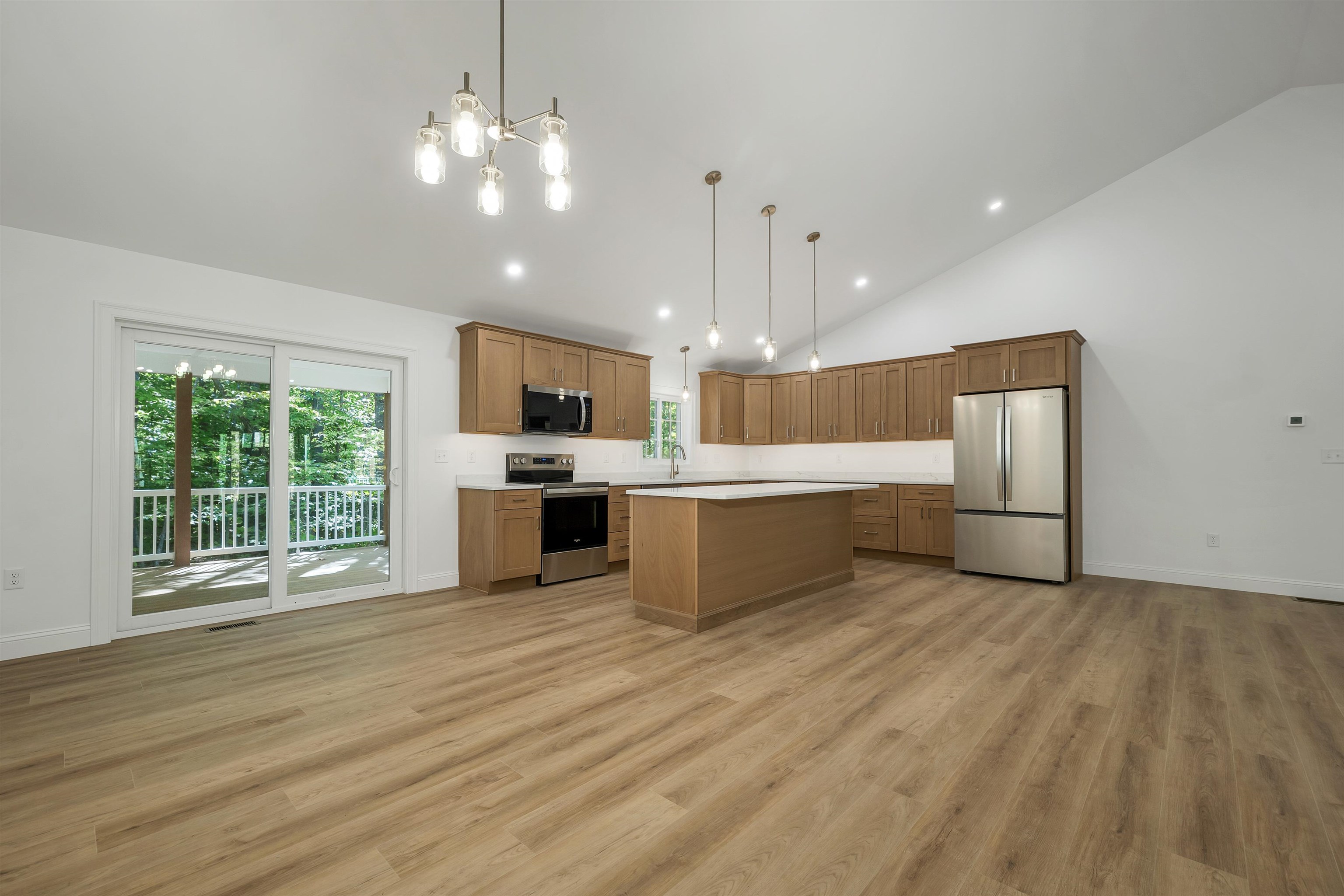 44 Lincoln Drive Property Photo 8