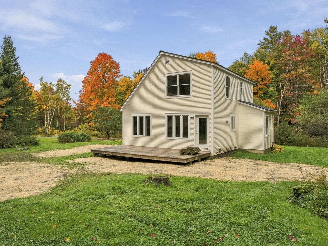 32 Pine Street Property Photo 13
