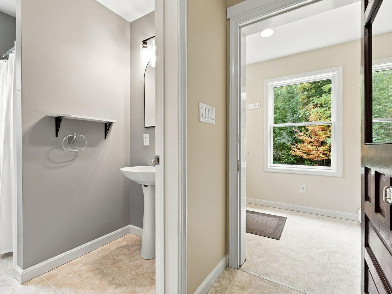 32 Pine Street Property Photo 18