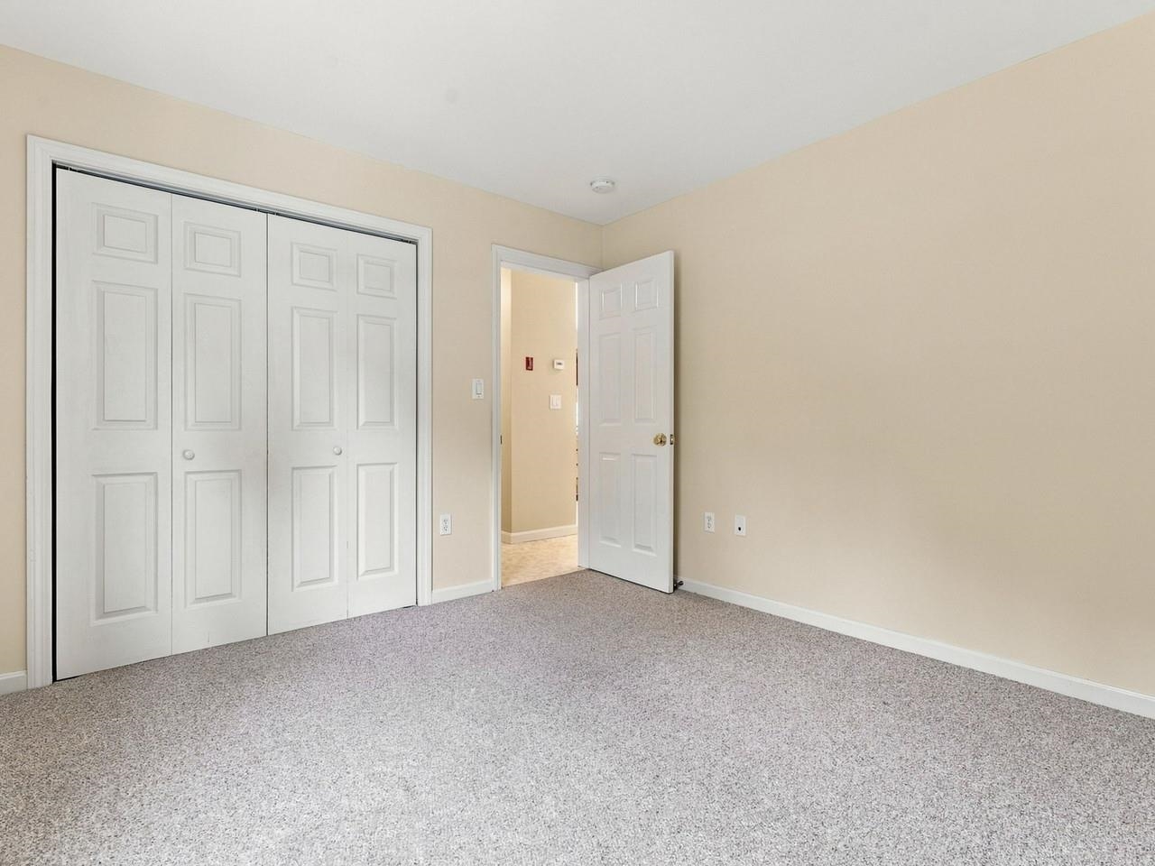 32 Pine Street Property Photo 24