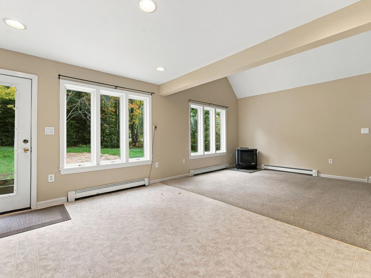 32 Pine Street Property Photo 29