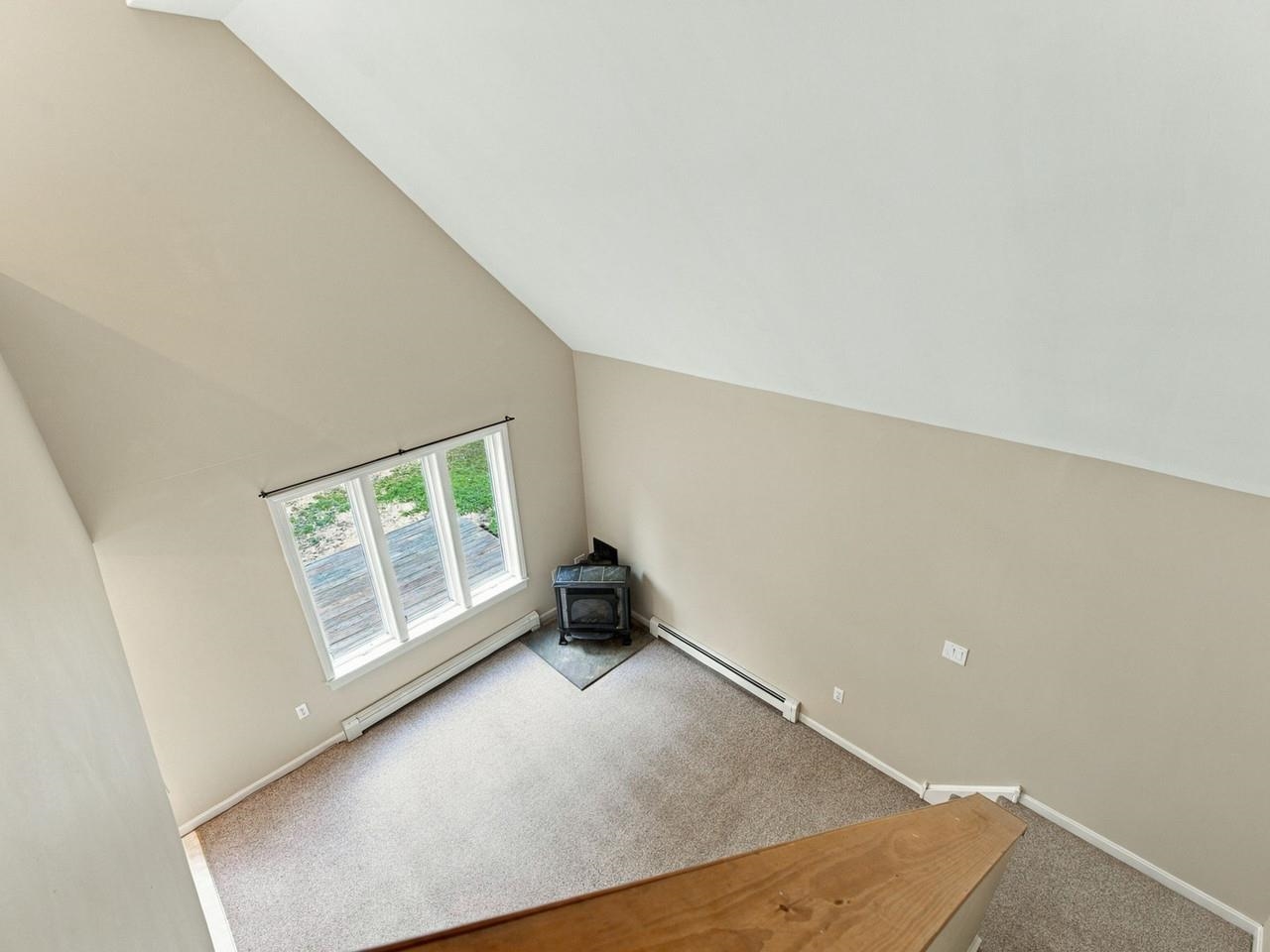 32 Pine Street Property Photo 35