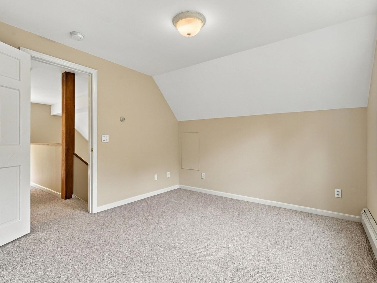 32 Pine Street Property Photo 43