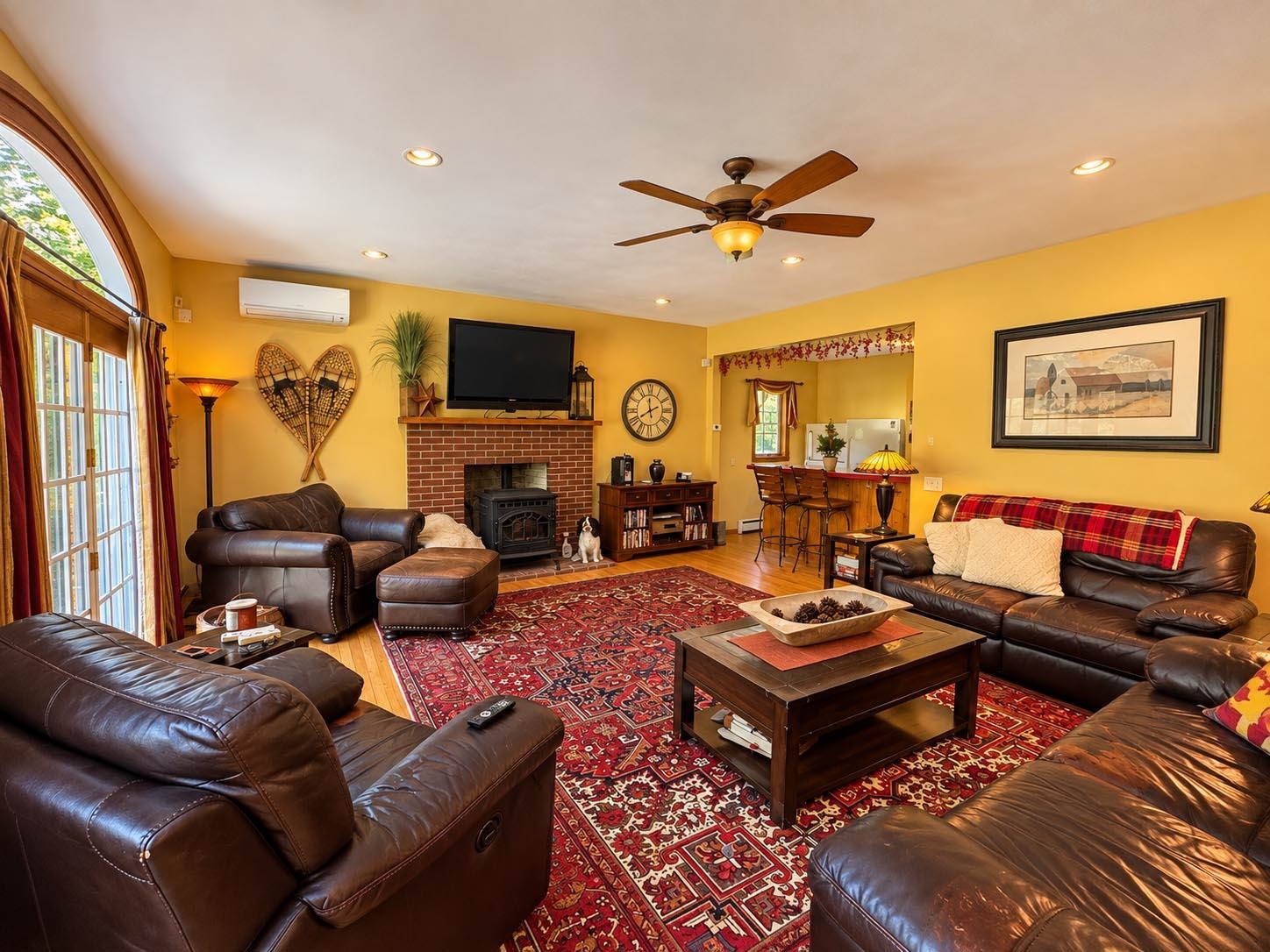 370 Southshire Drive Property Photo 14
