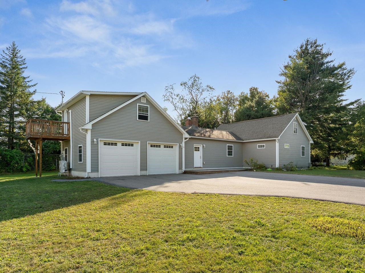4 Baker Lane Property Photo 1
