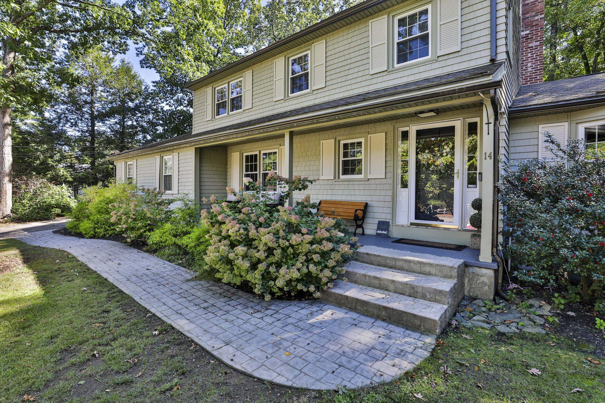 14 Birch Hill Drive Property Photo 1