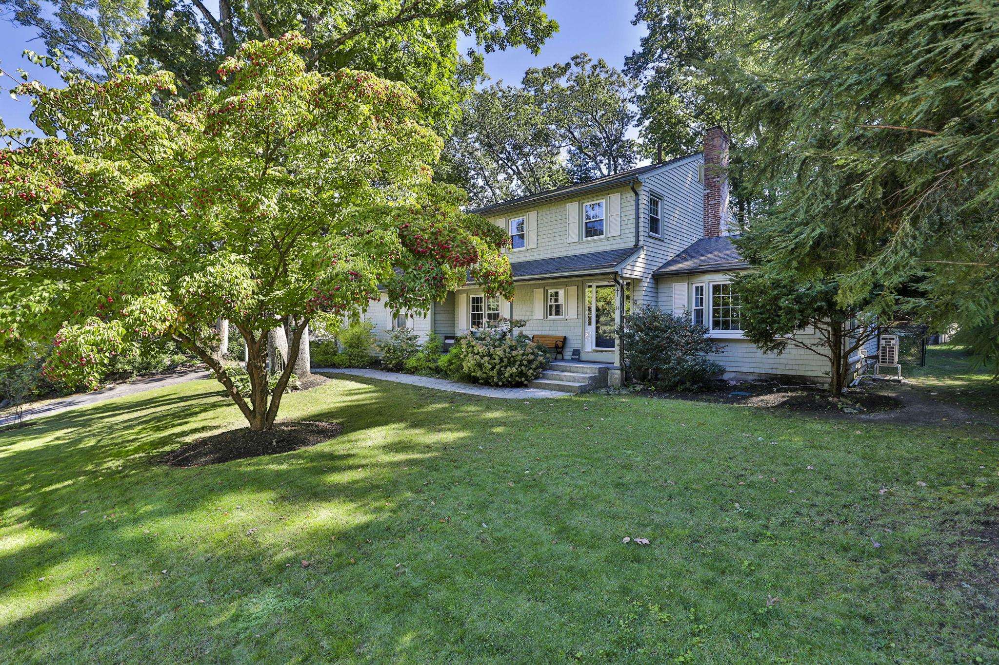 14 Birch Hill Drive Property Photo 4
