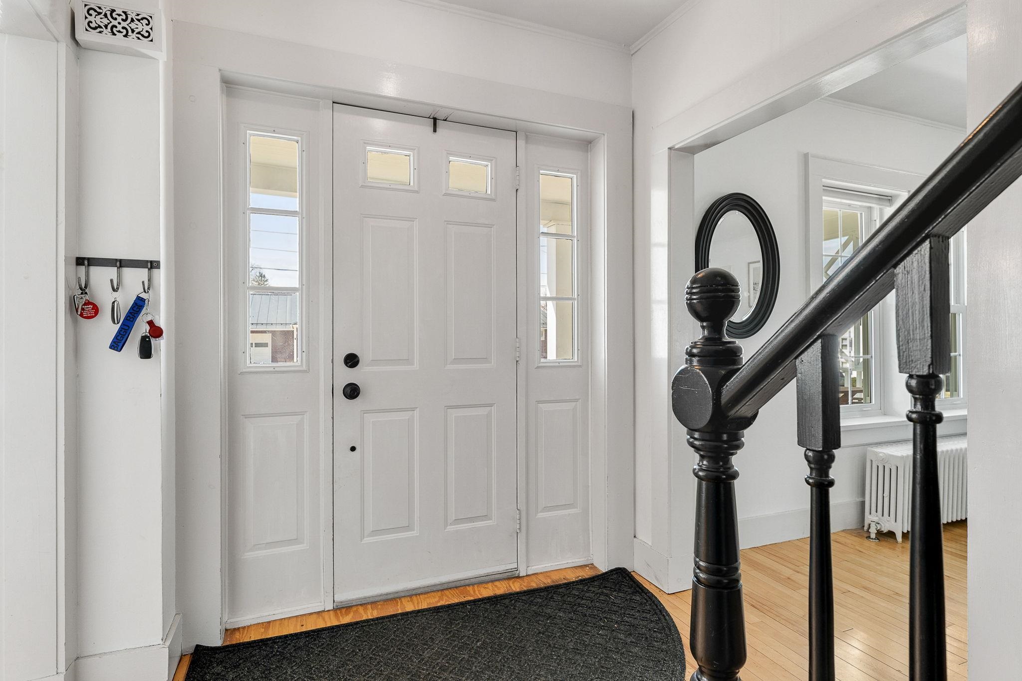17 Beverly Court Property Photo 8