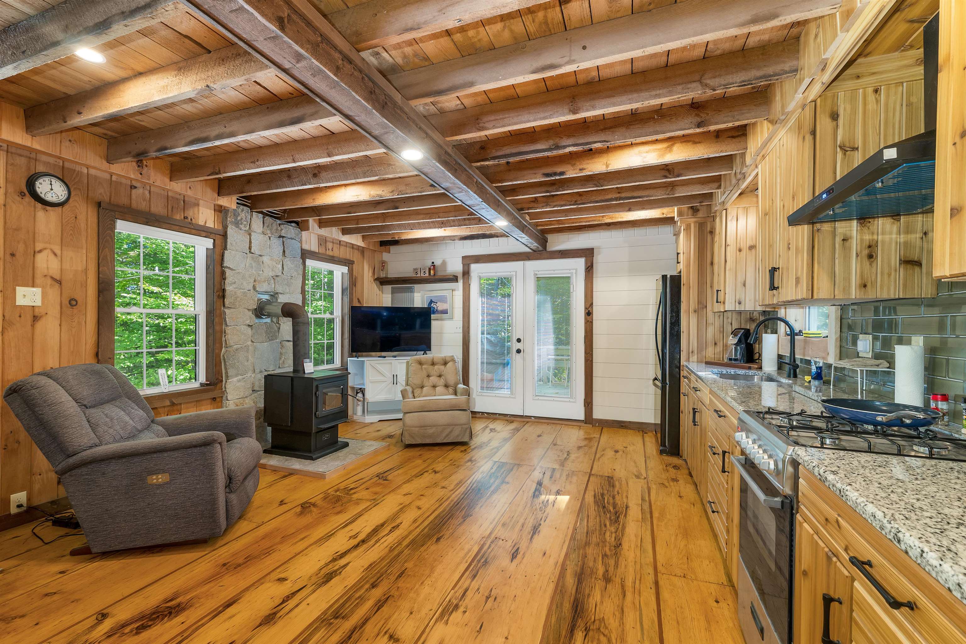 10 Moody Pond Road Property Photo 25