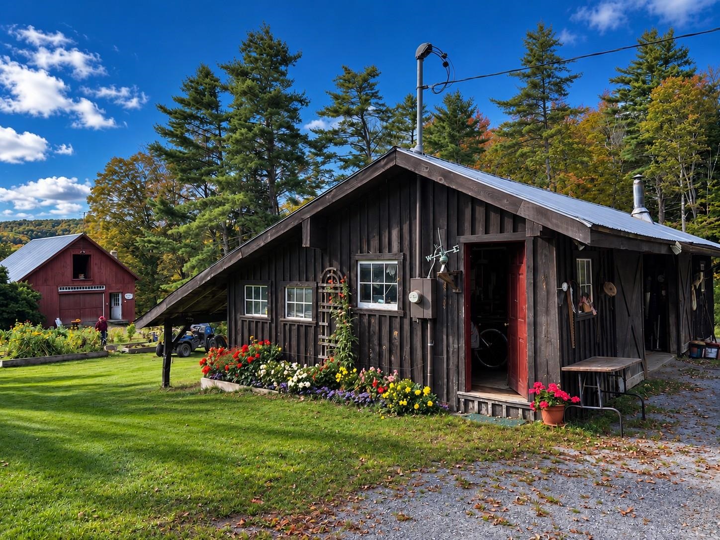 6405 Folding Hills Road Property Photo 8