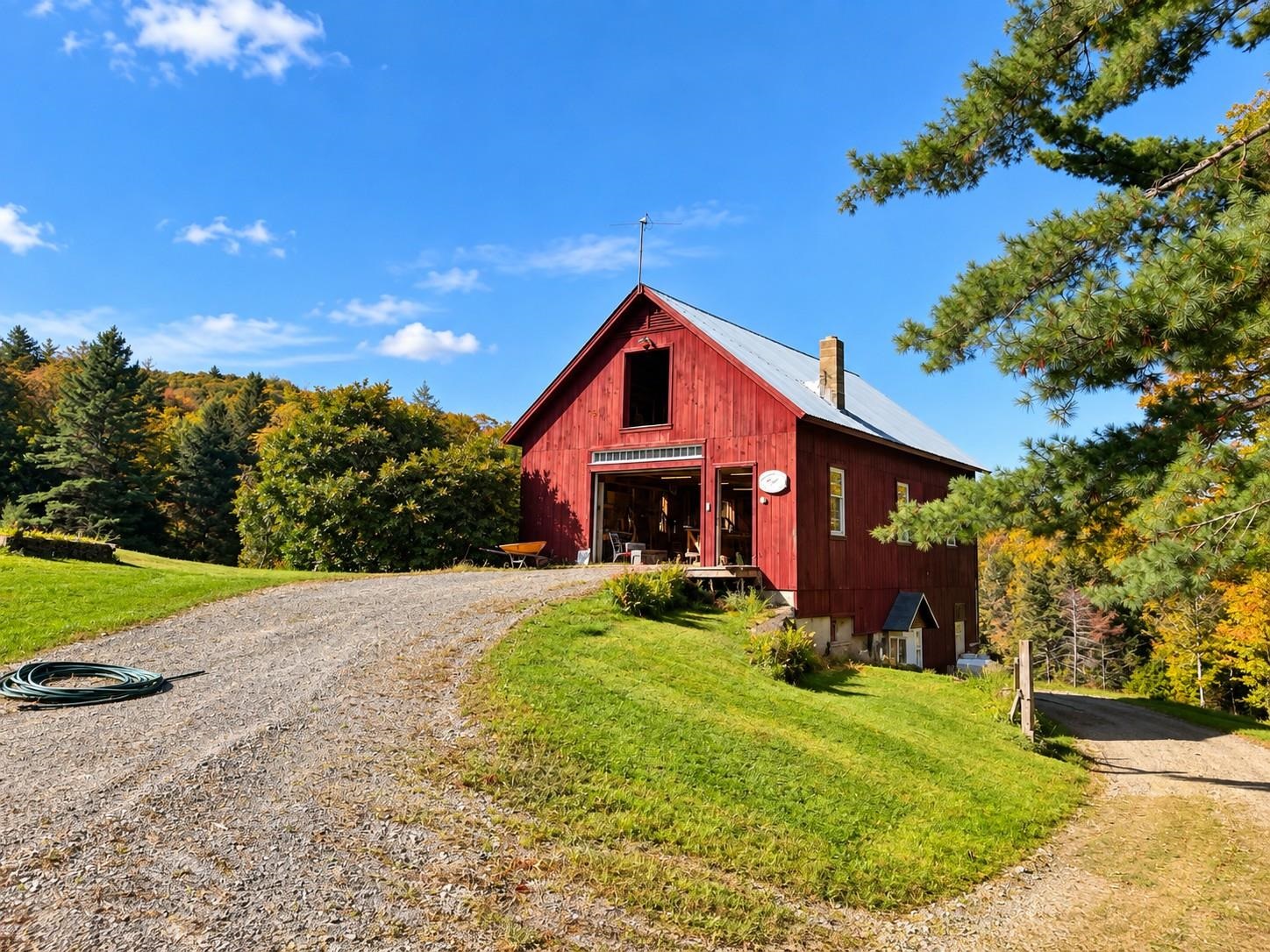 6405 Folding Hills Road Property Photo 11