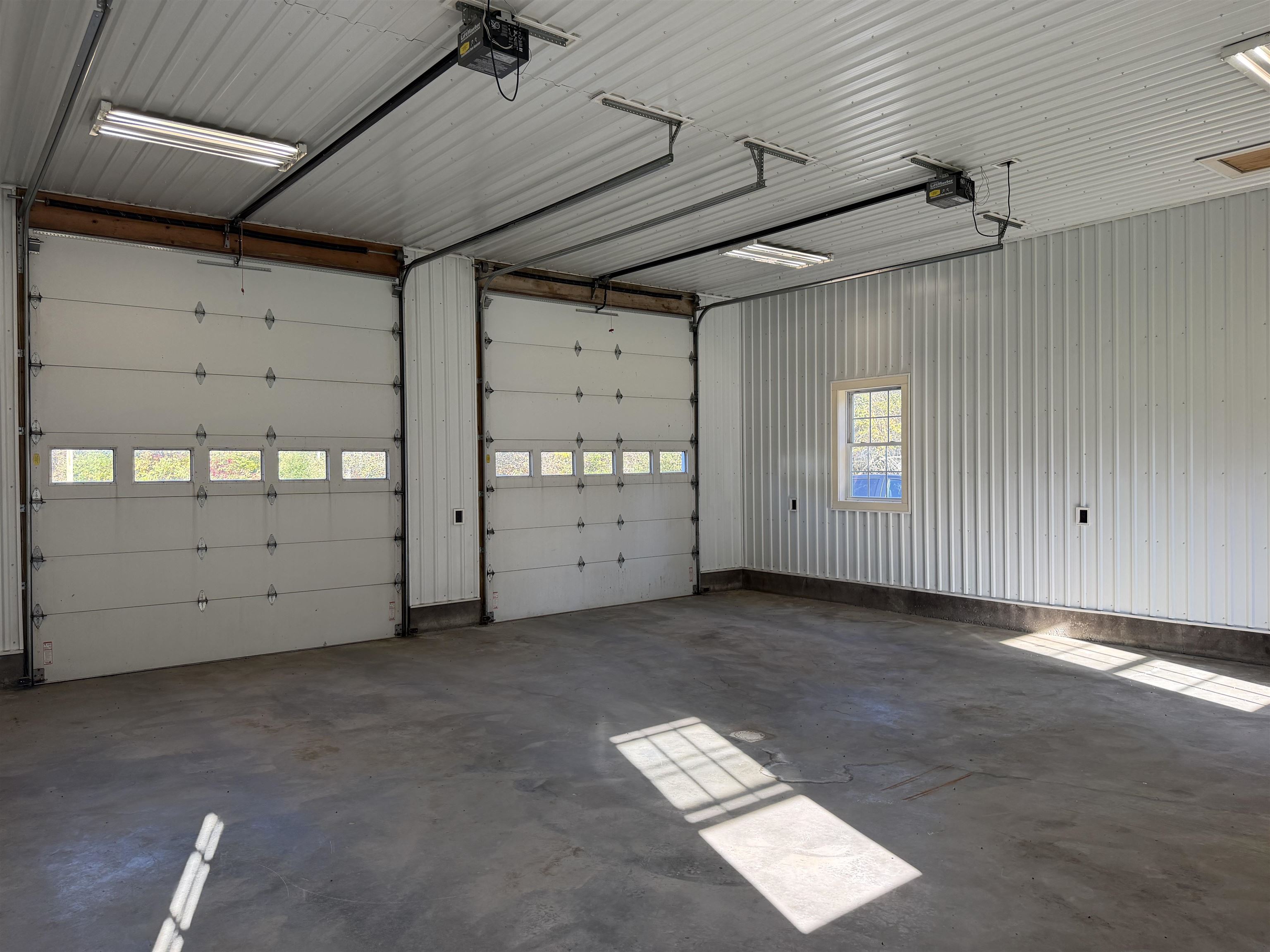 99 River Road Property Photo 12