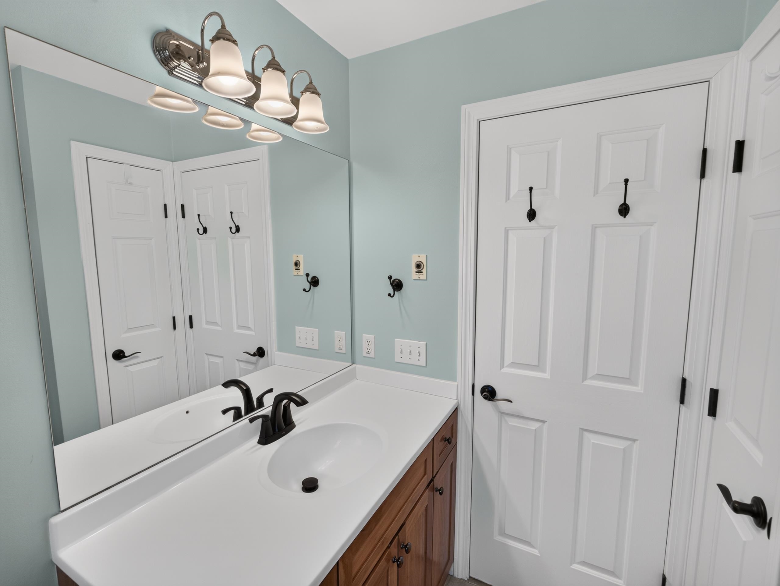 73 Bower Street Property Photo 27