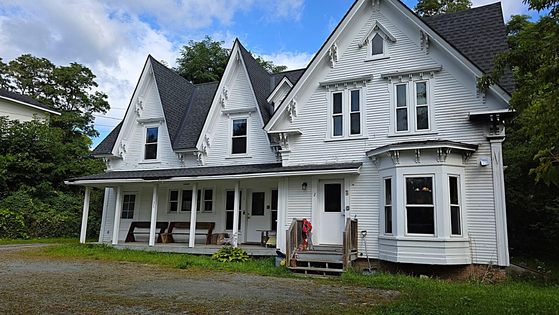 31 Hill Street Property Photo 1