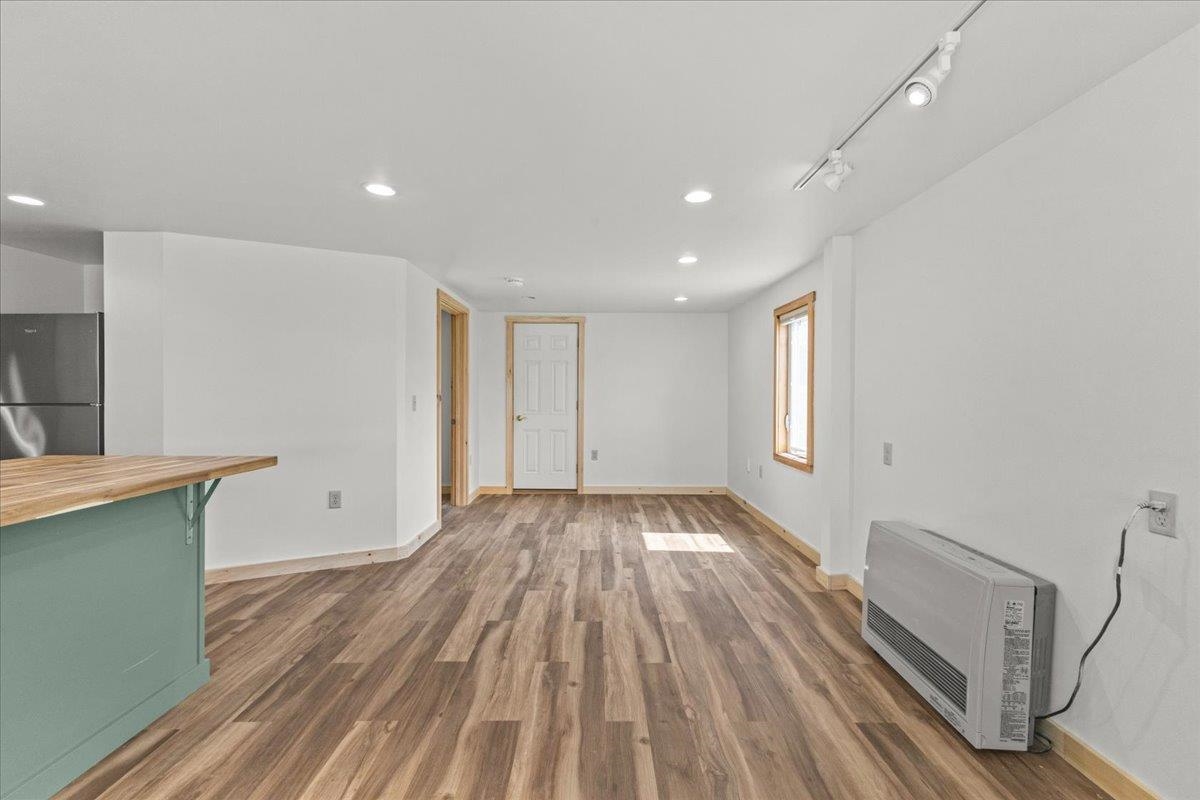 32 Goodell Avenue Property Photo 7