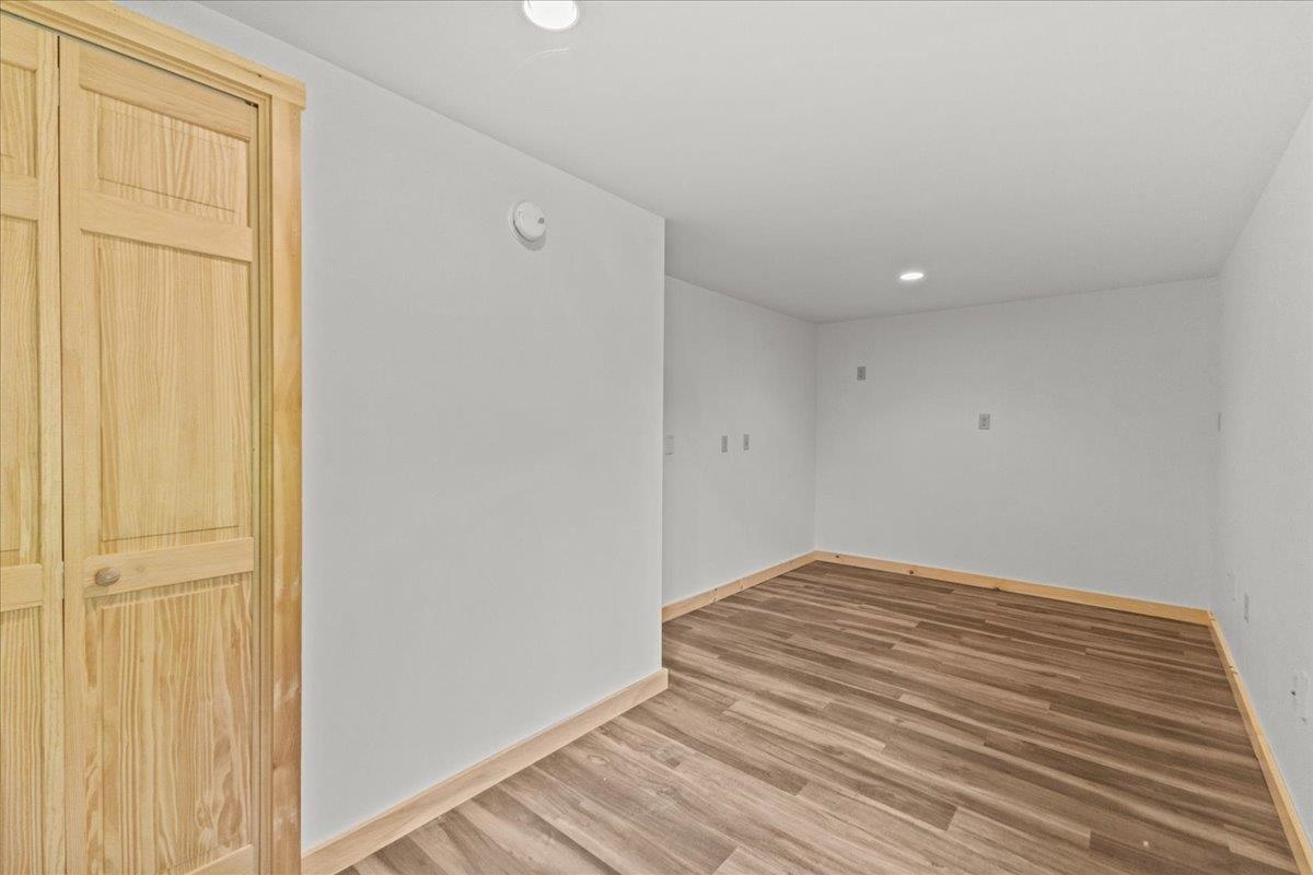 32 Goodell Avenue Property Photo 15