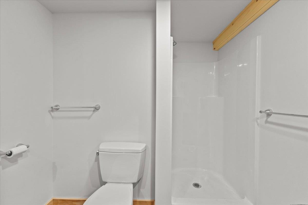 32 Goodell Avenue Property Photo 19