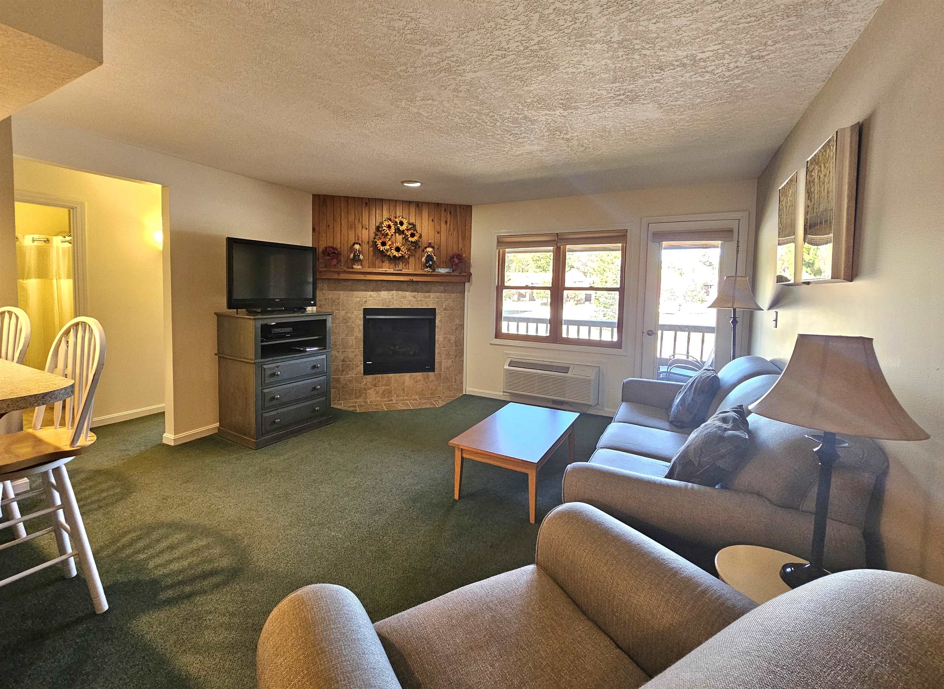 164 Deer Park Drive Property Photo 2