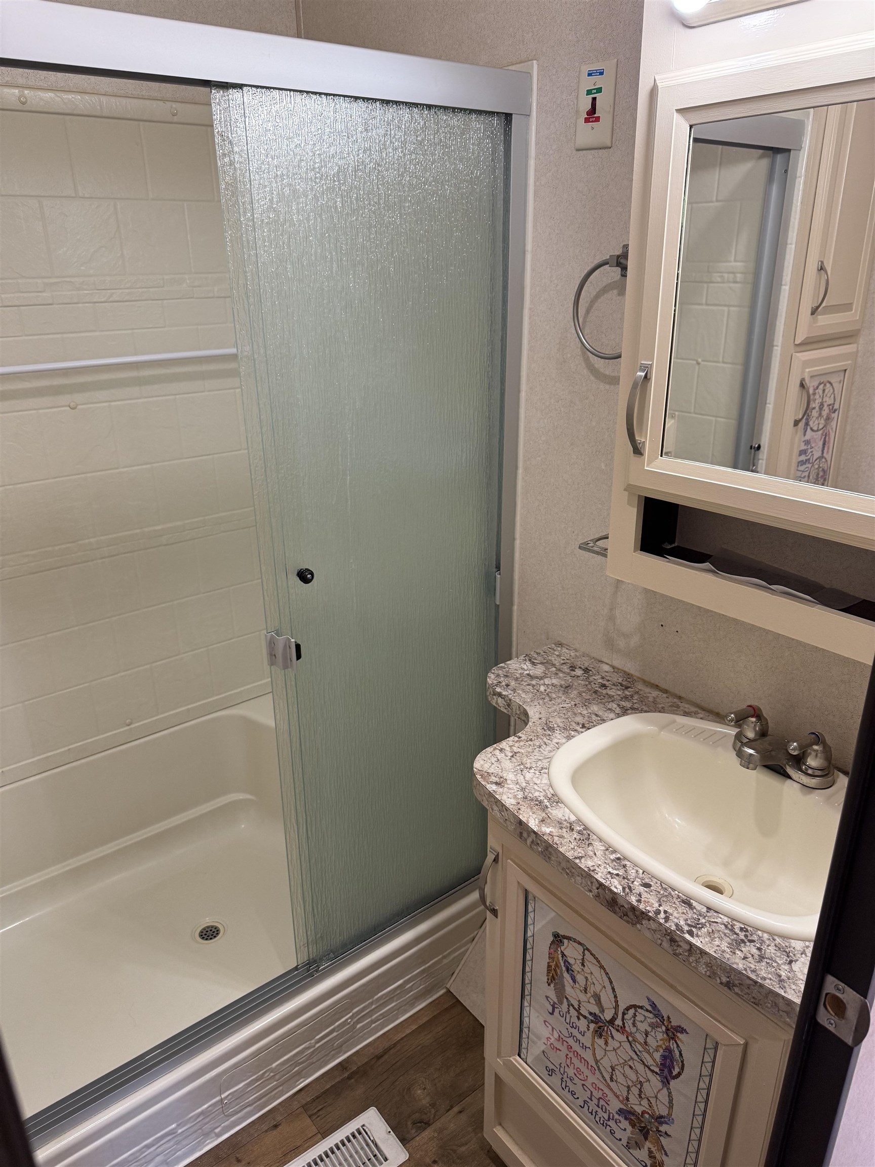 194 Buckley Road Property Photo 11