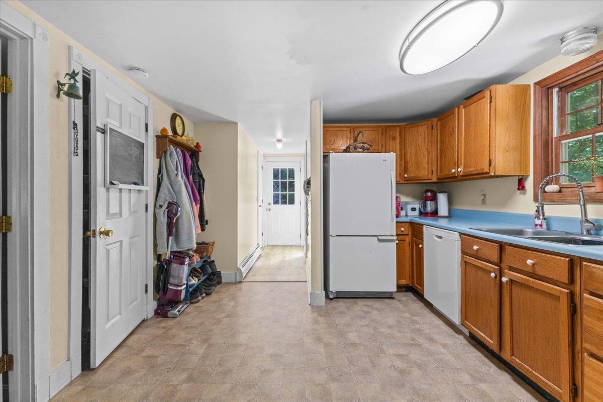 305 Poker Hill Road Property Photo 11