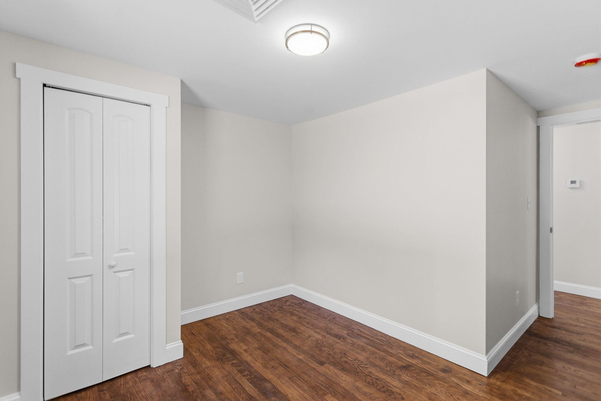 755 Mammoth Road Property Photo 41