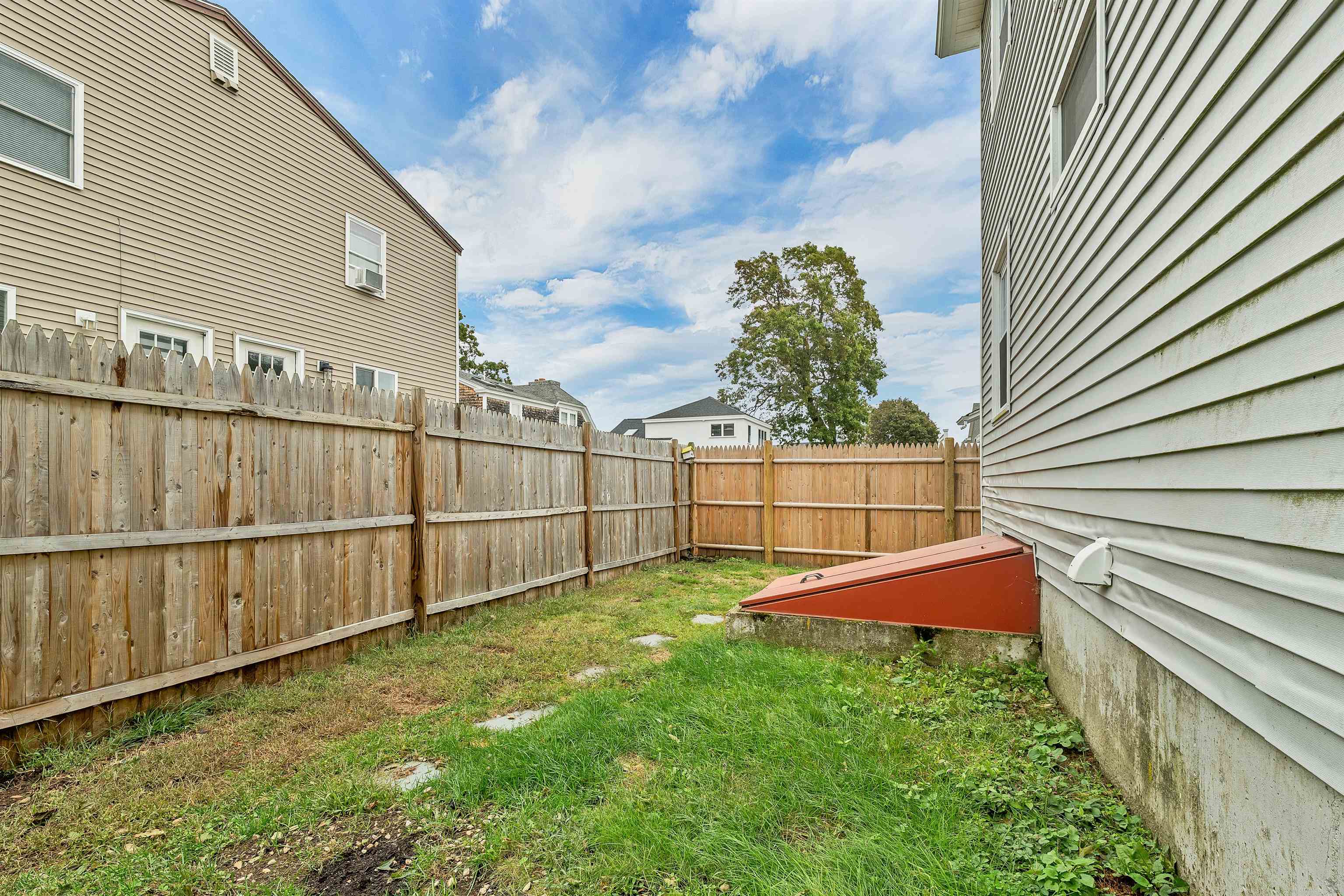 520 Winnacunnet Road Property Photo 26