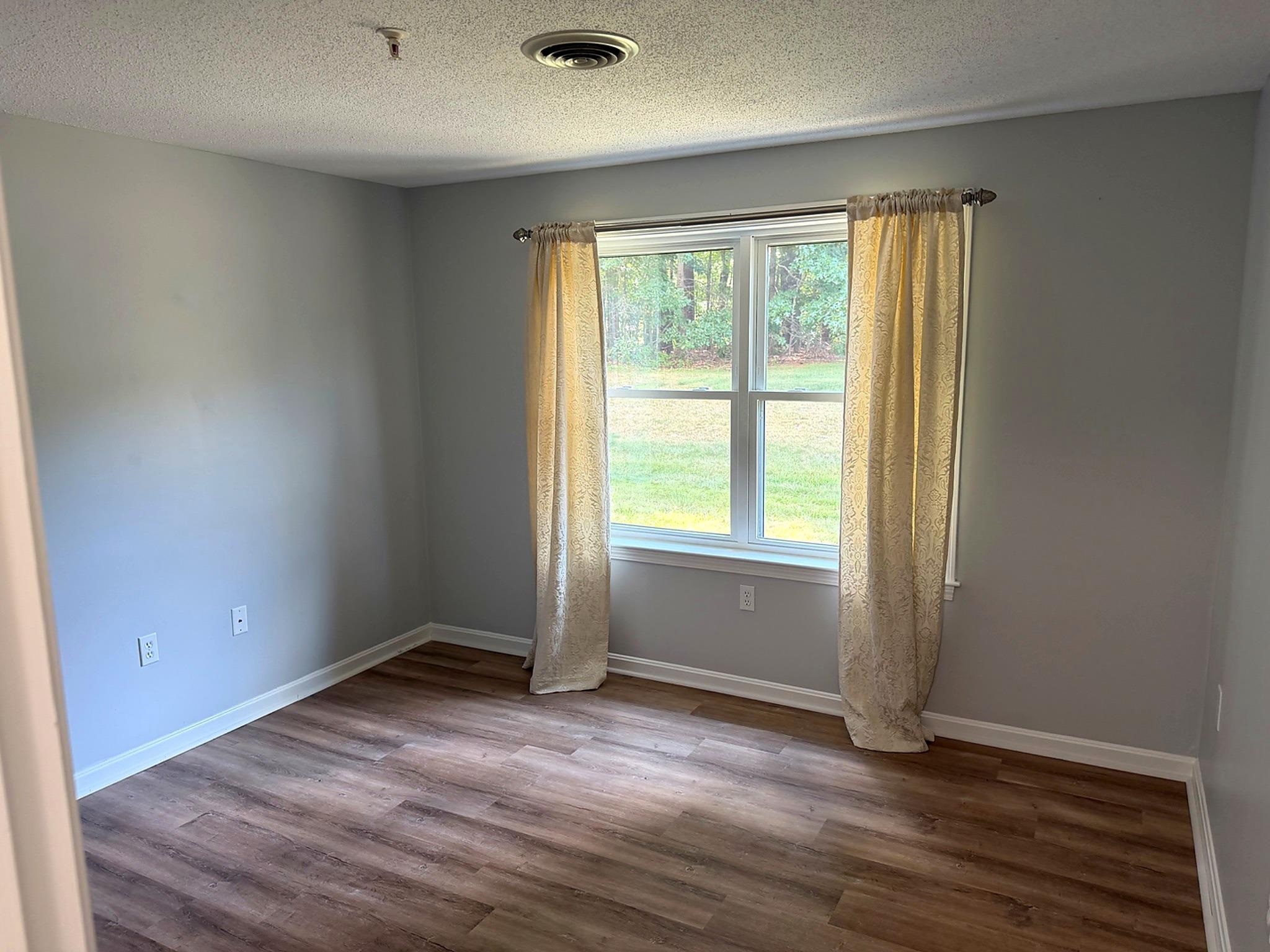 2 Mayfair Lane Property Photo 22