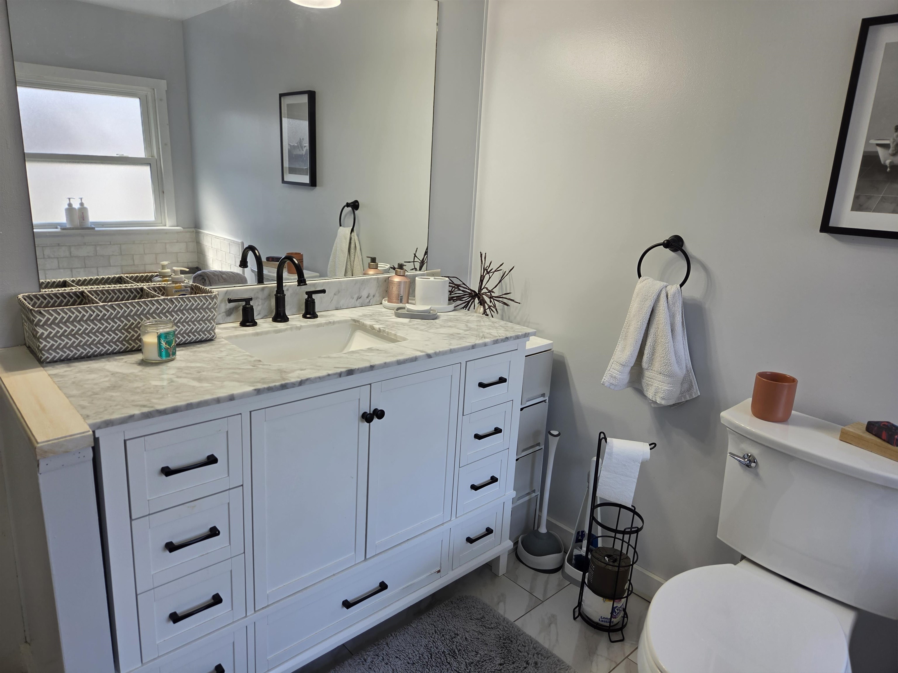 59 Avenue B Property Photo 20