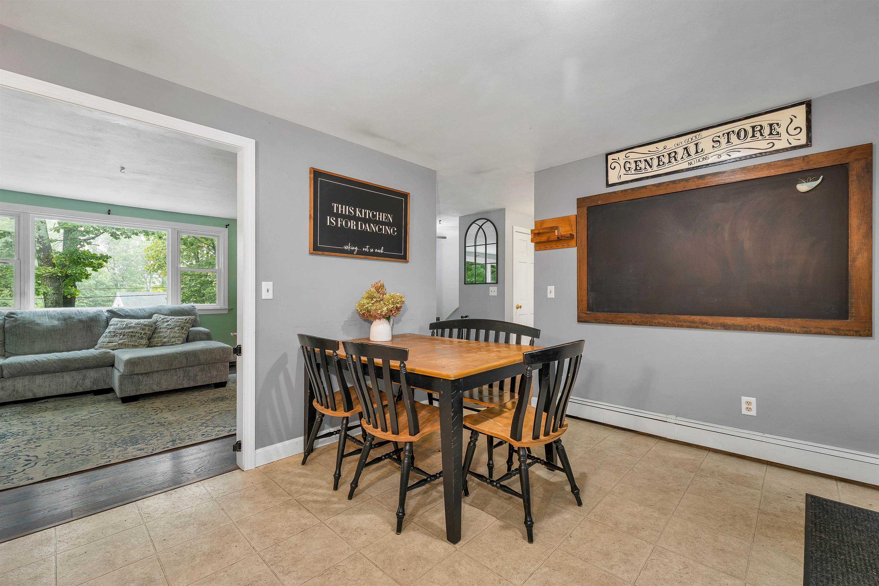 9 Epping Woods Road Property Photo 8