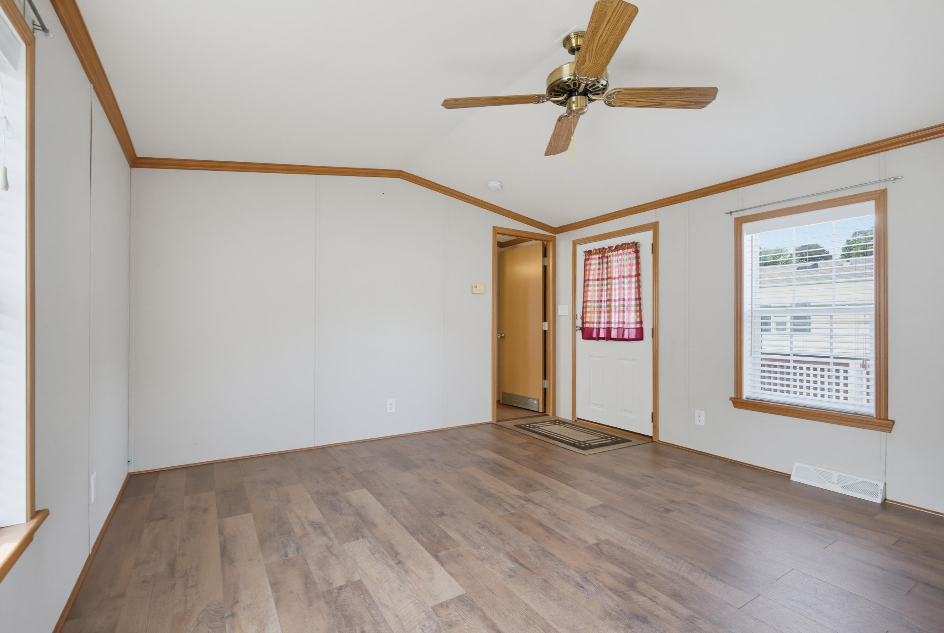 42 Columbia Drive Property Photo 5