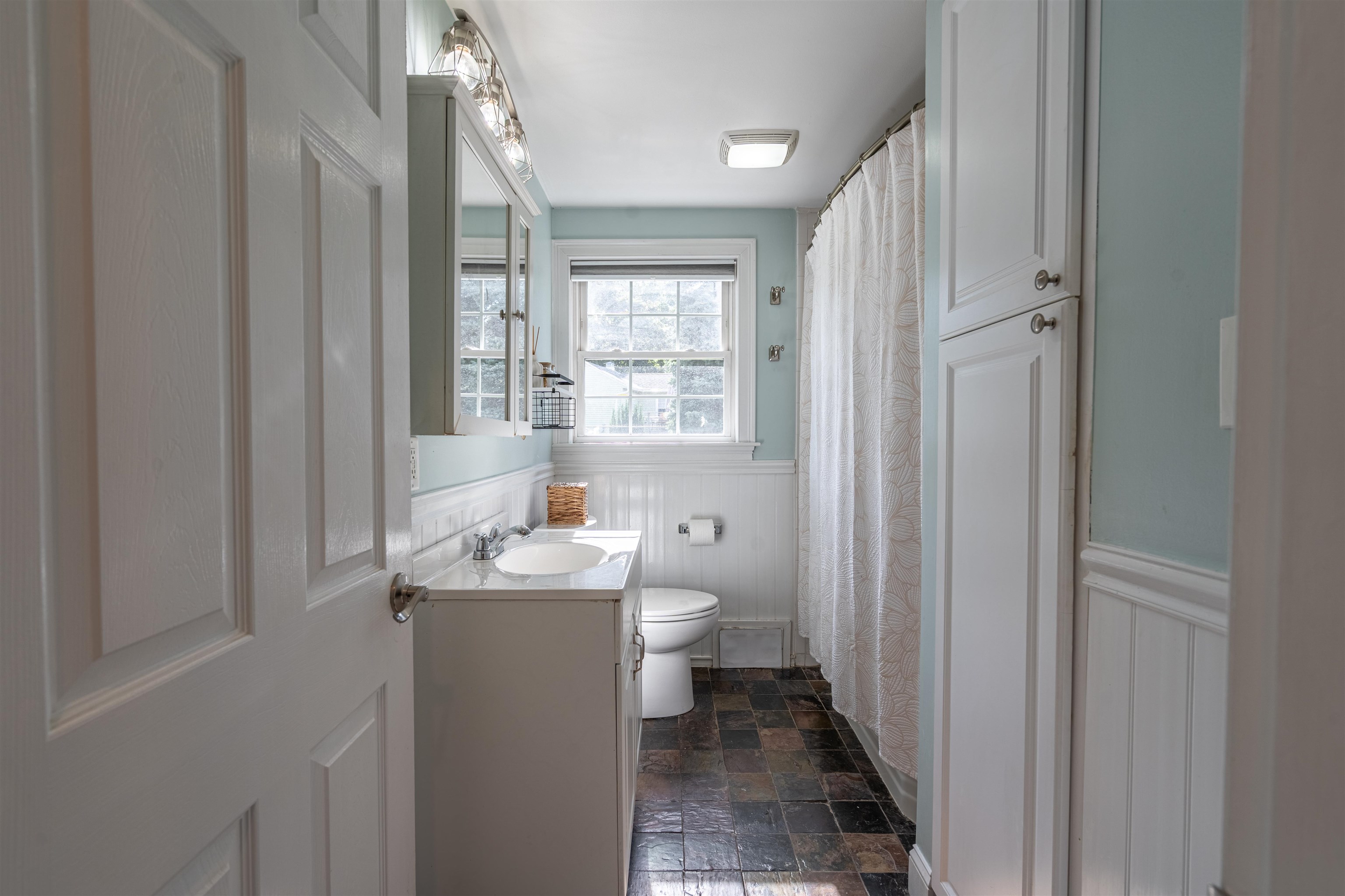 26 Saint Josephs Drive Property Photo 9