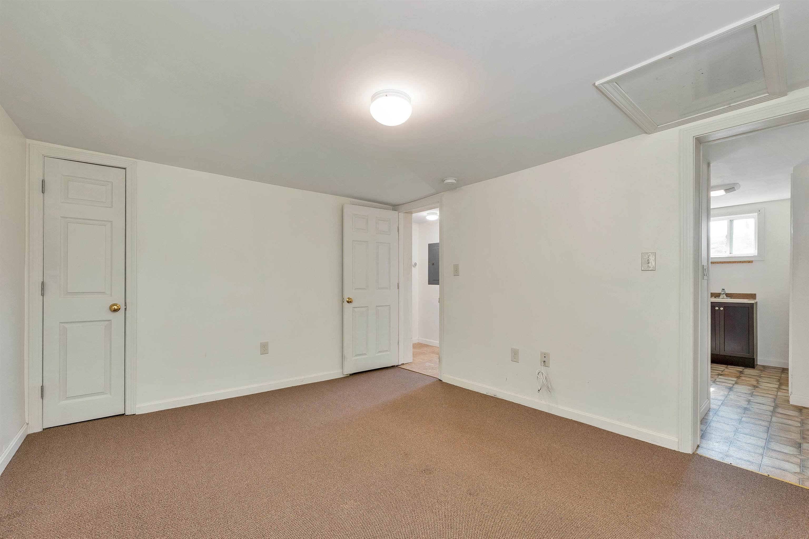 80 May Street Property Photo 34