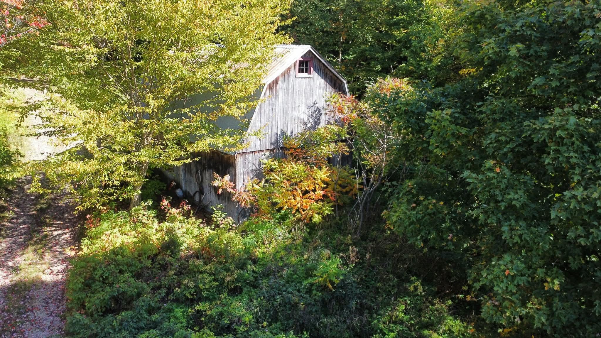 689 Black Falls Extension Property Photo 16